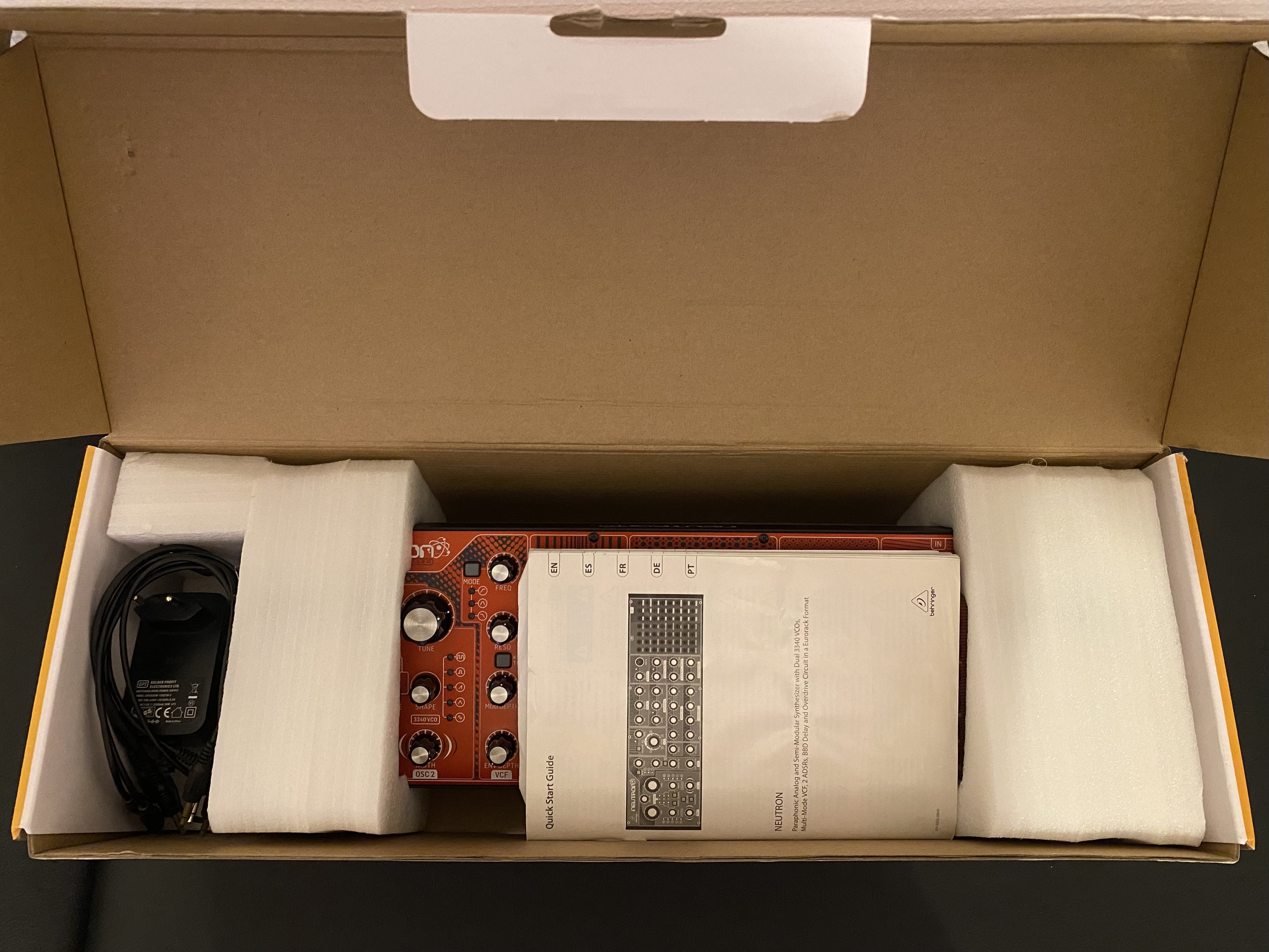 Behringer Neutron (97492)