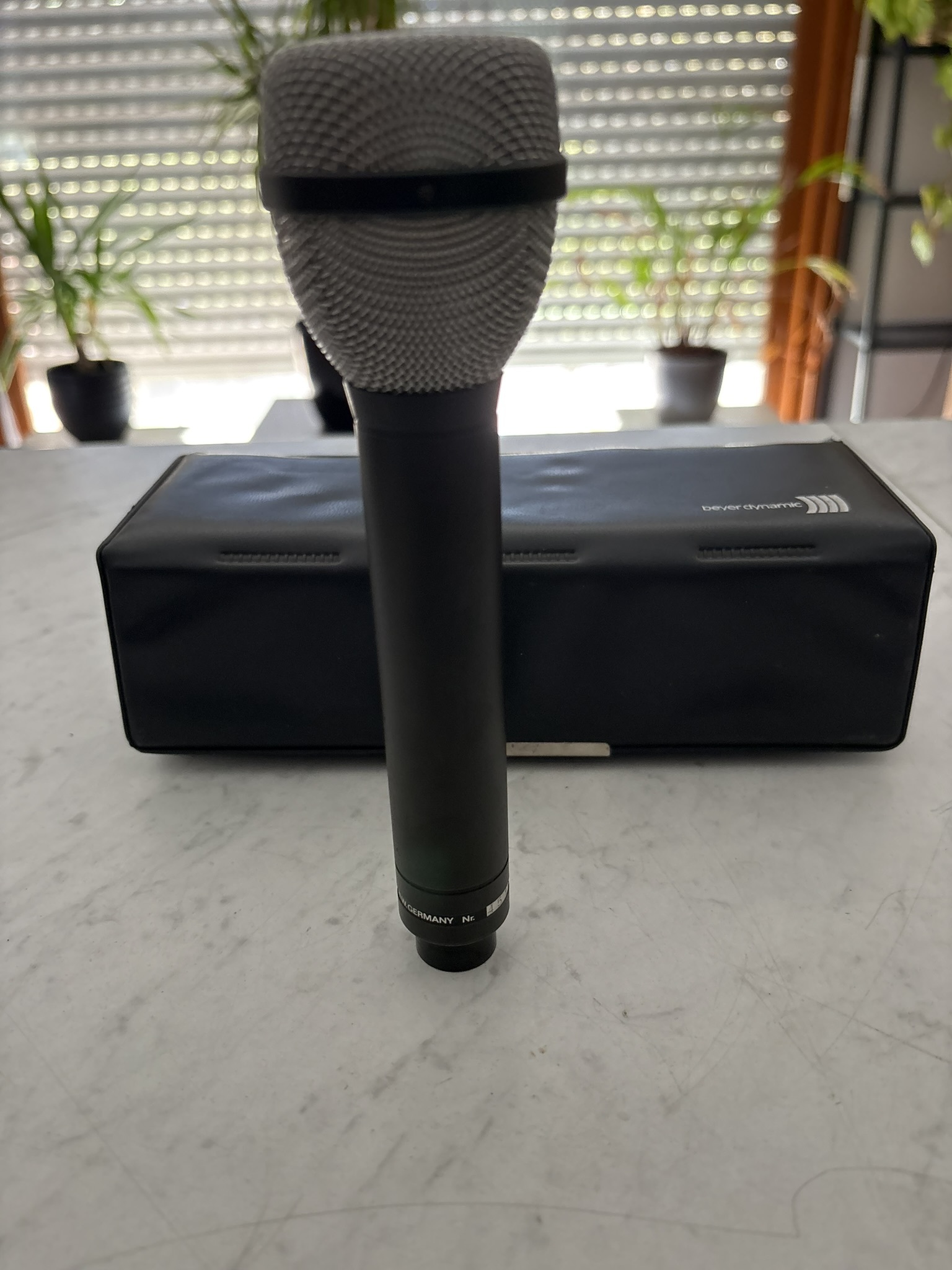 beyerdynamic M 69 NC XLR