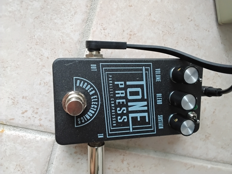 vends tone press compresseur  BARBER