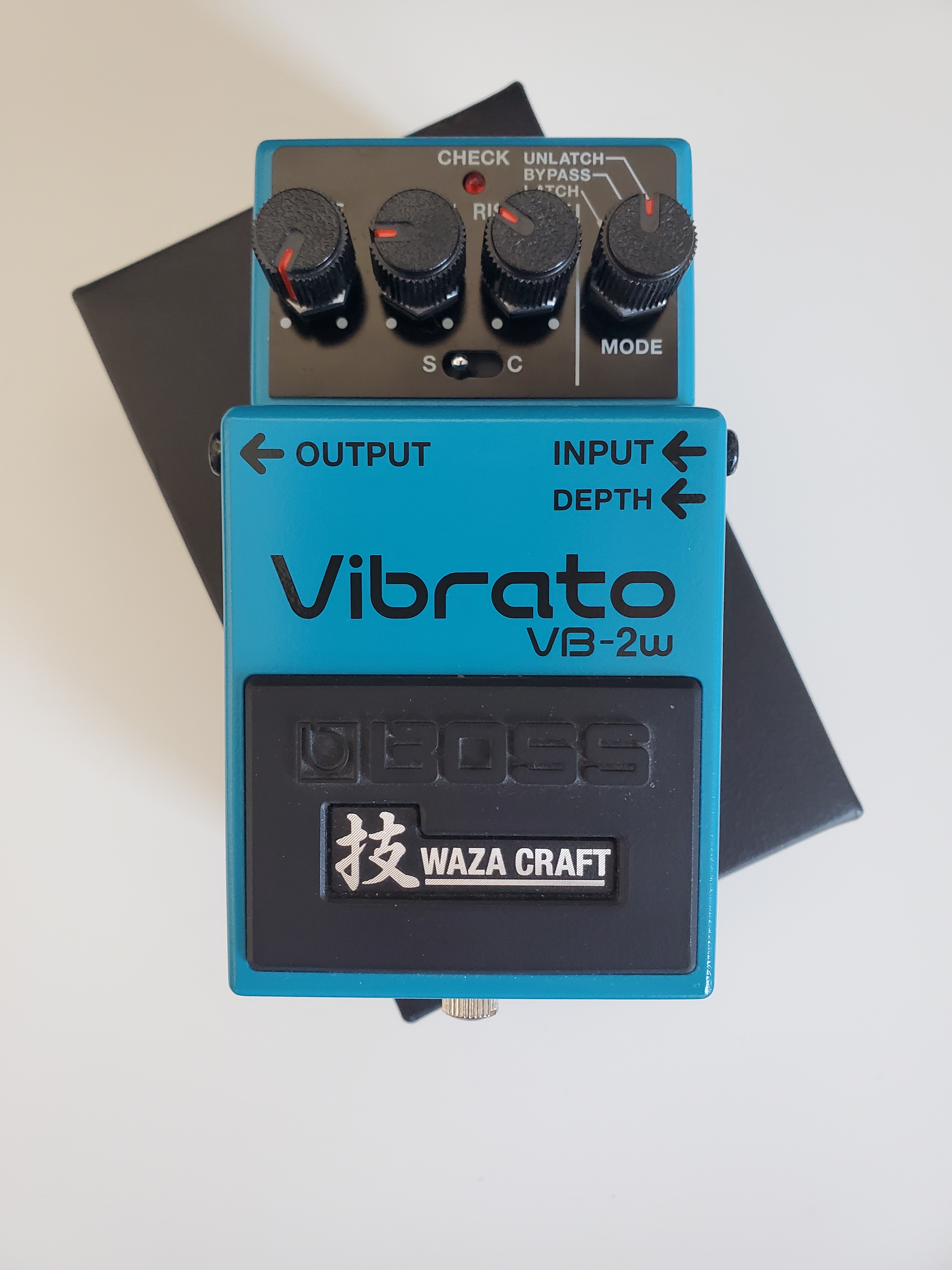 Boss VB-2w Vibrato Waza Craft
