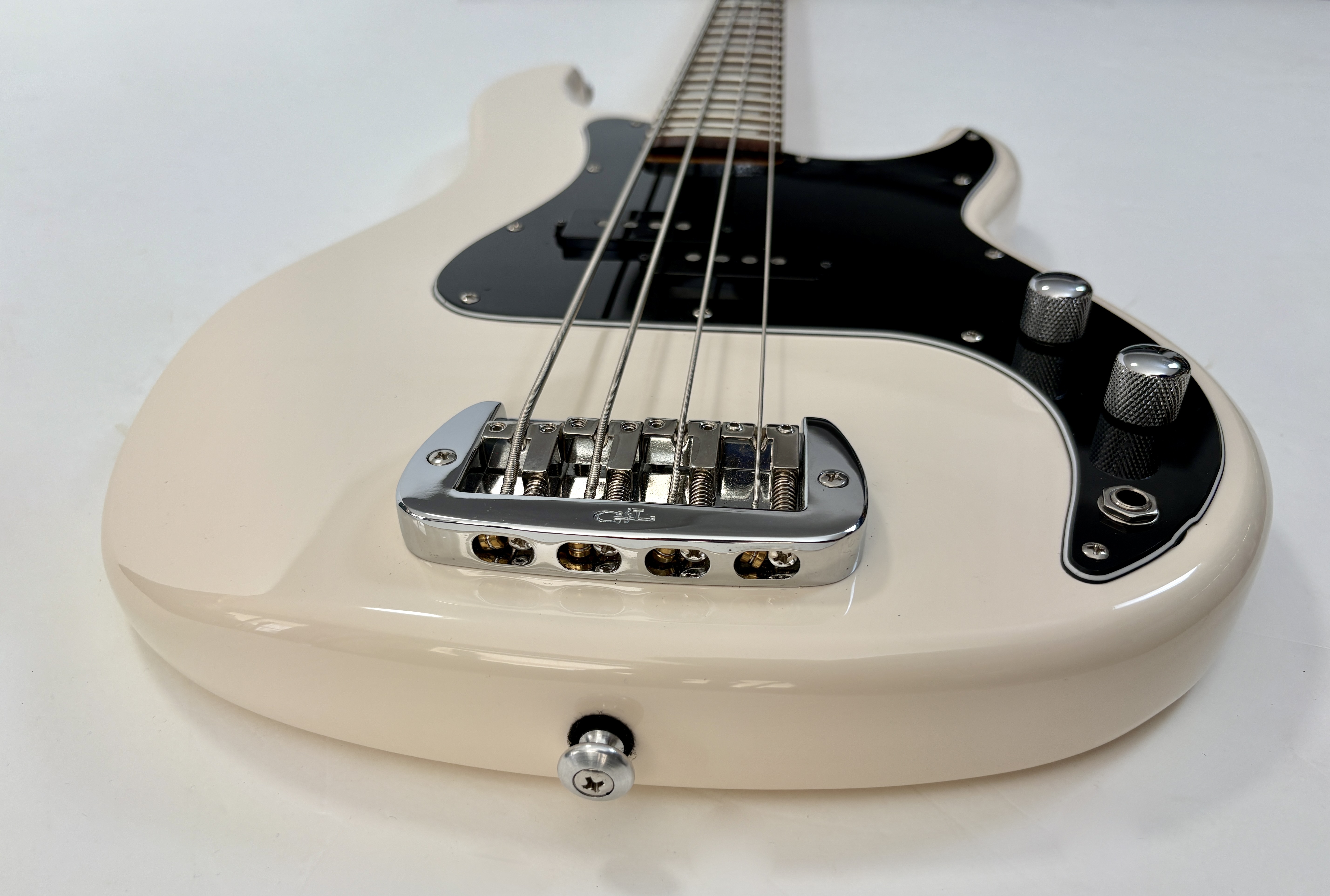 G&L Tribute LB-100 (84301)