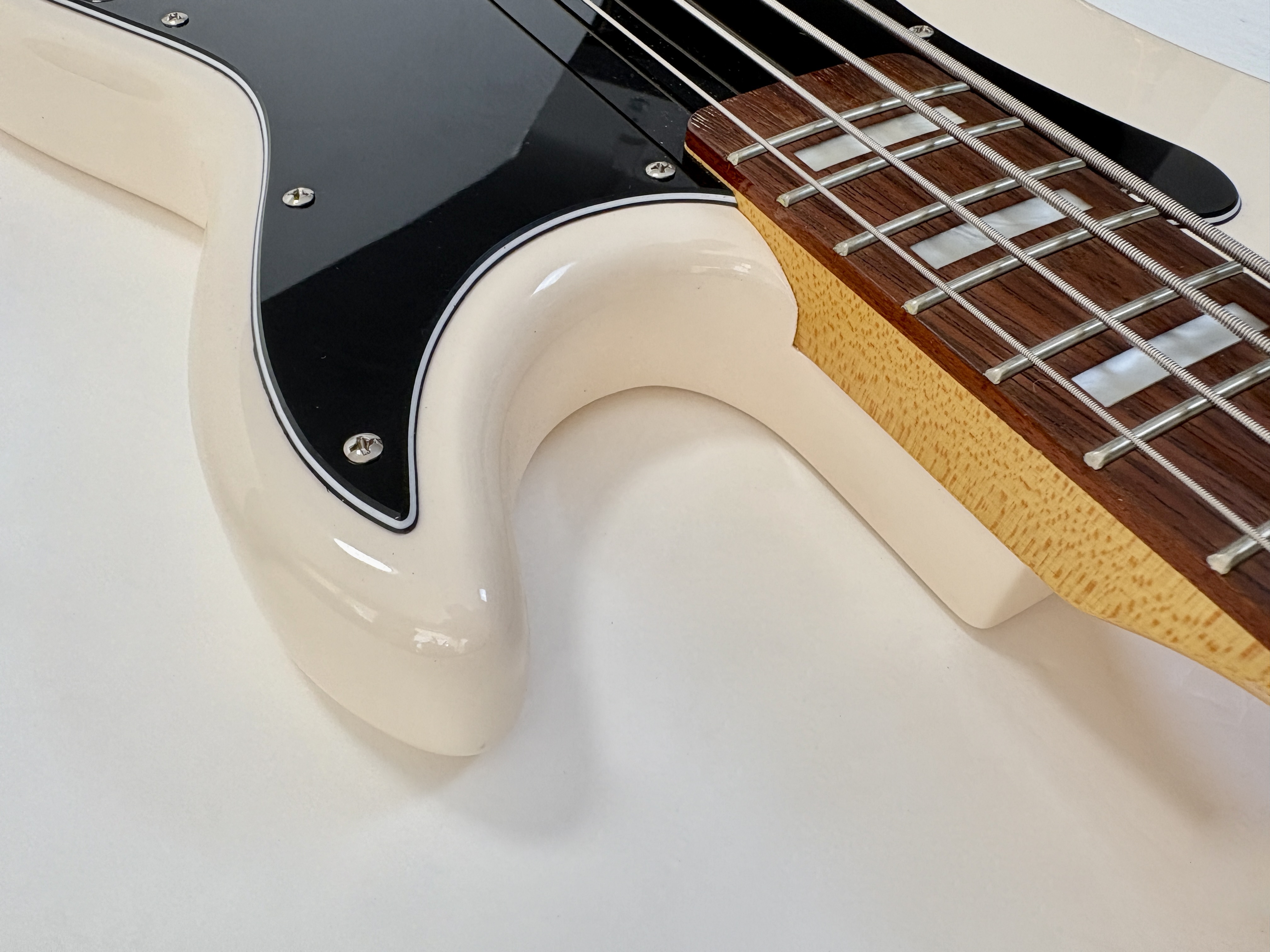 G&L Tribute LB-100 (7762)