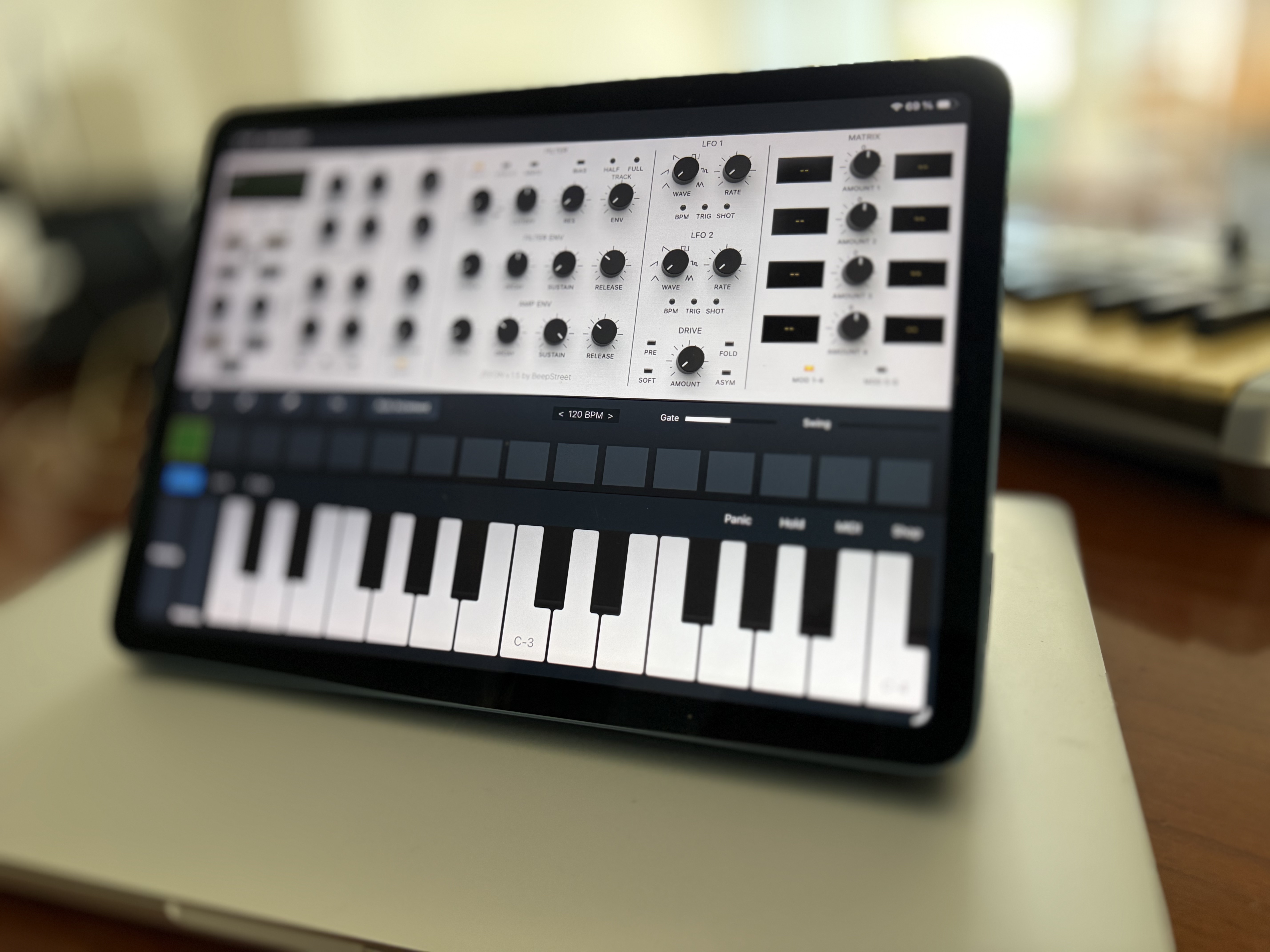 iPad - Zeeon