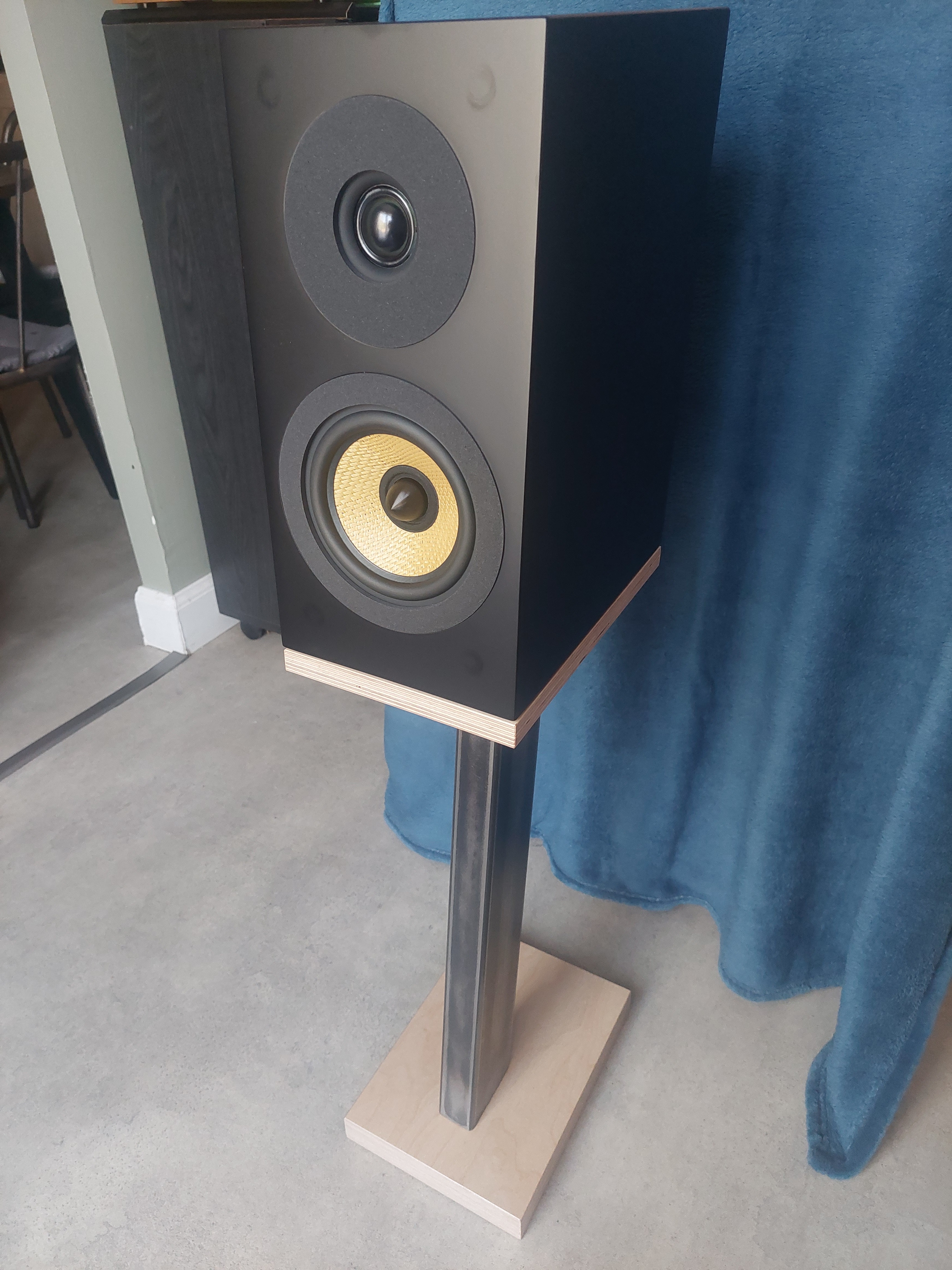 Davis Acoustics courbet 3