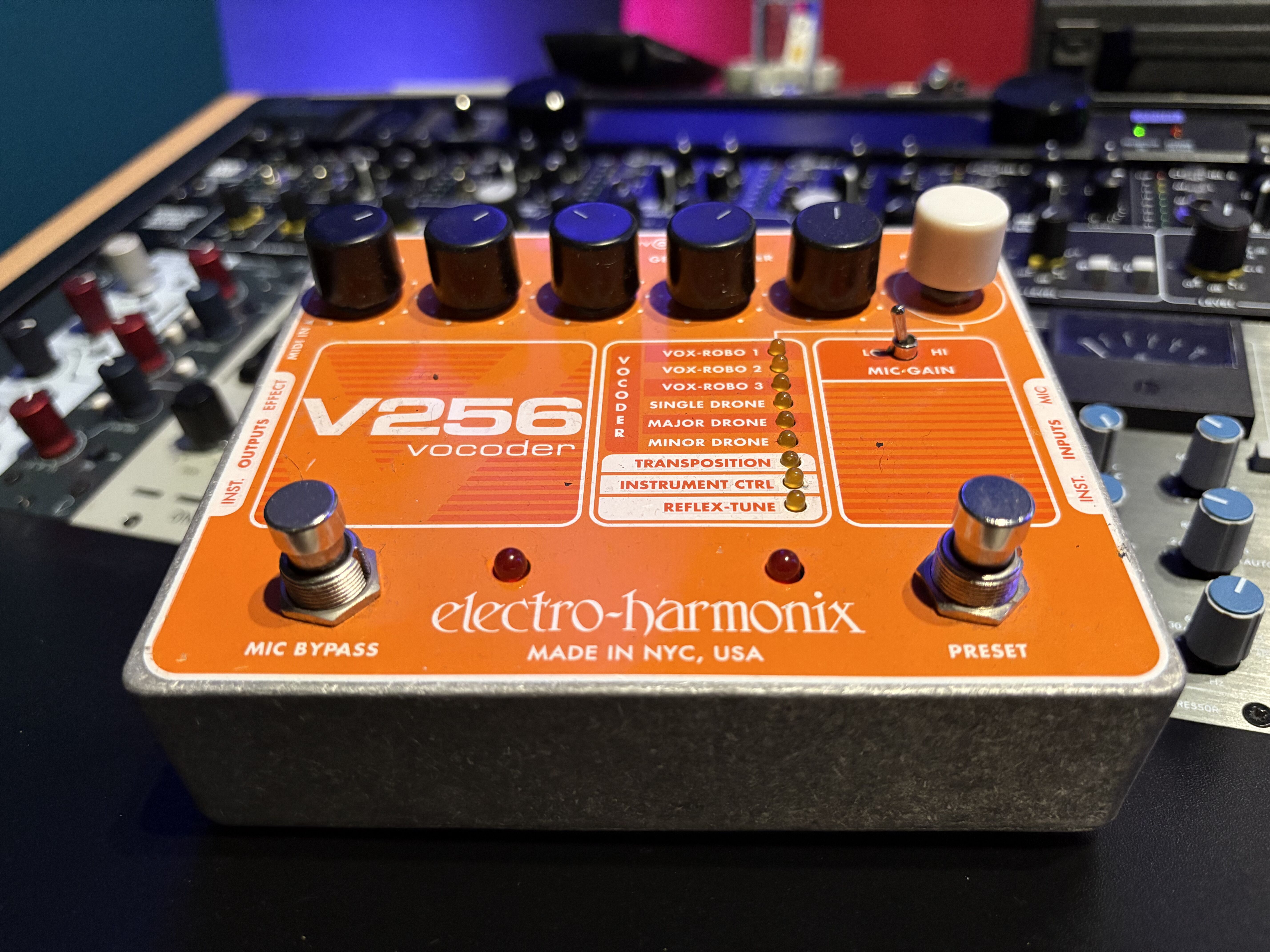 Vends Electro-Harmonix V256 Vovoder