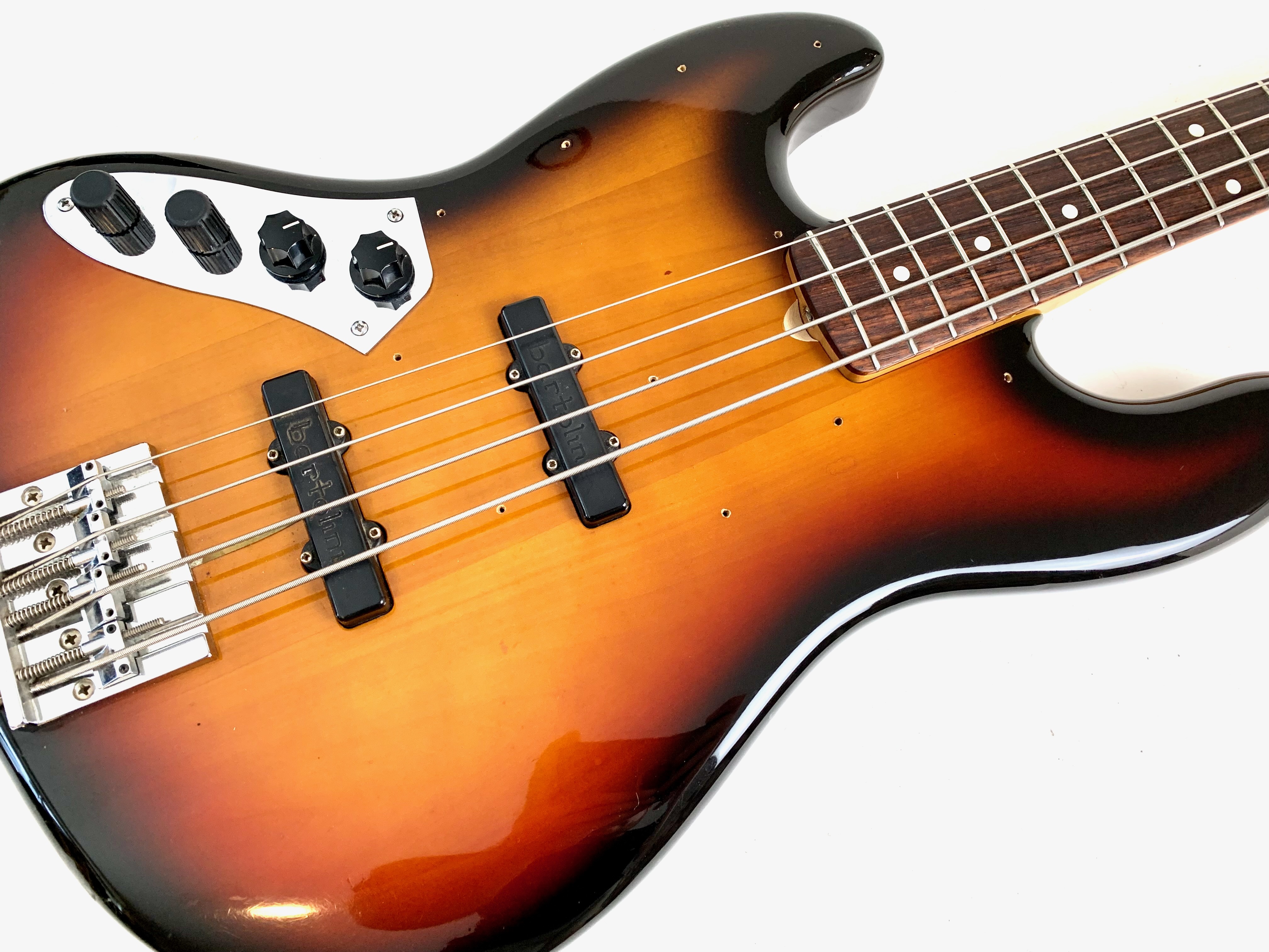 Fender JB62 (30337)