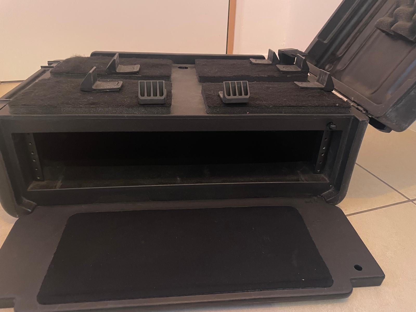 SKB Studio Flyer Portable Studio Rack 2U (64039)