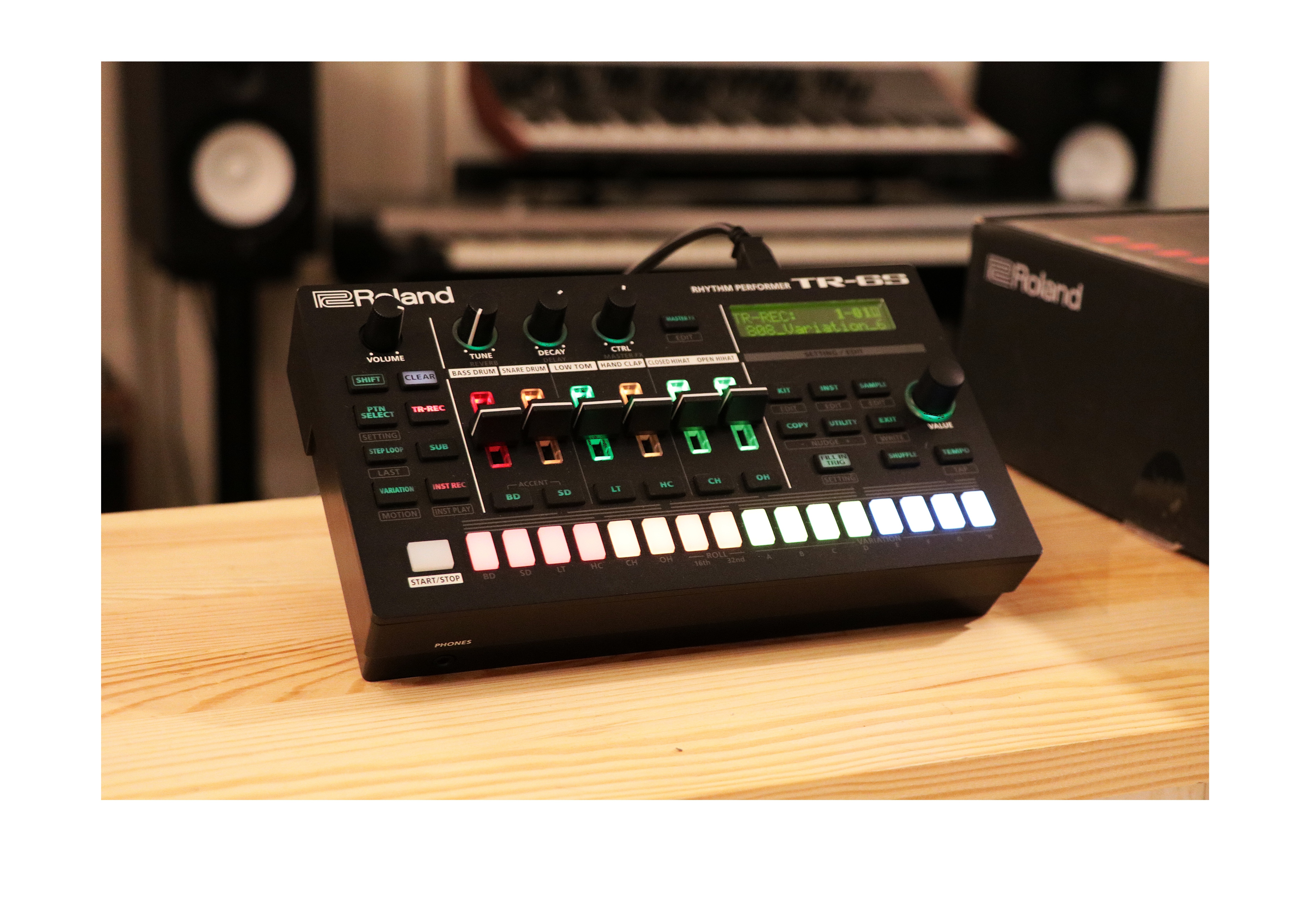 Roland TR-6S Rhythm Performer