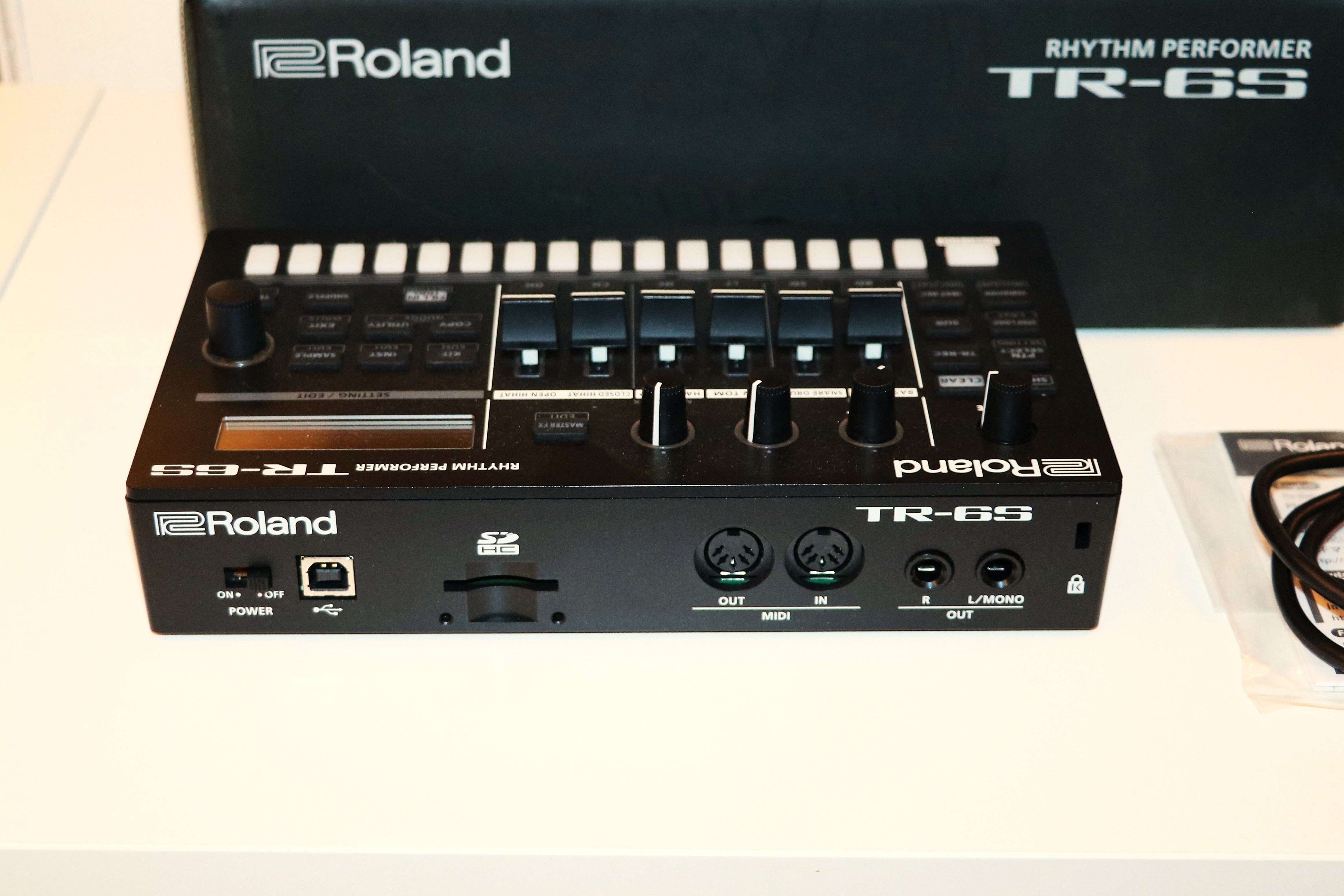 Roland TR-6S Rhythm Performer (42068)