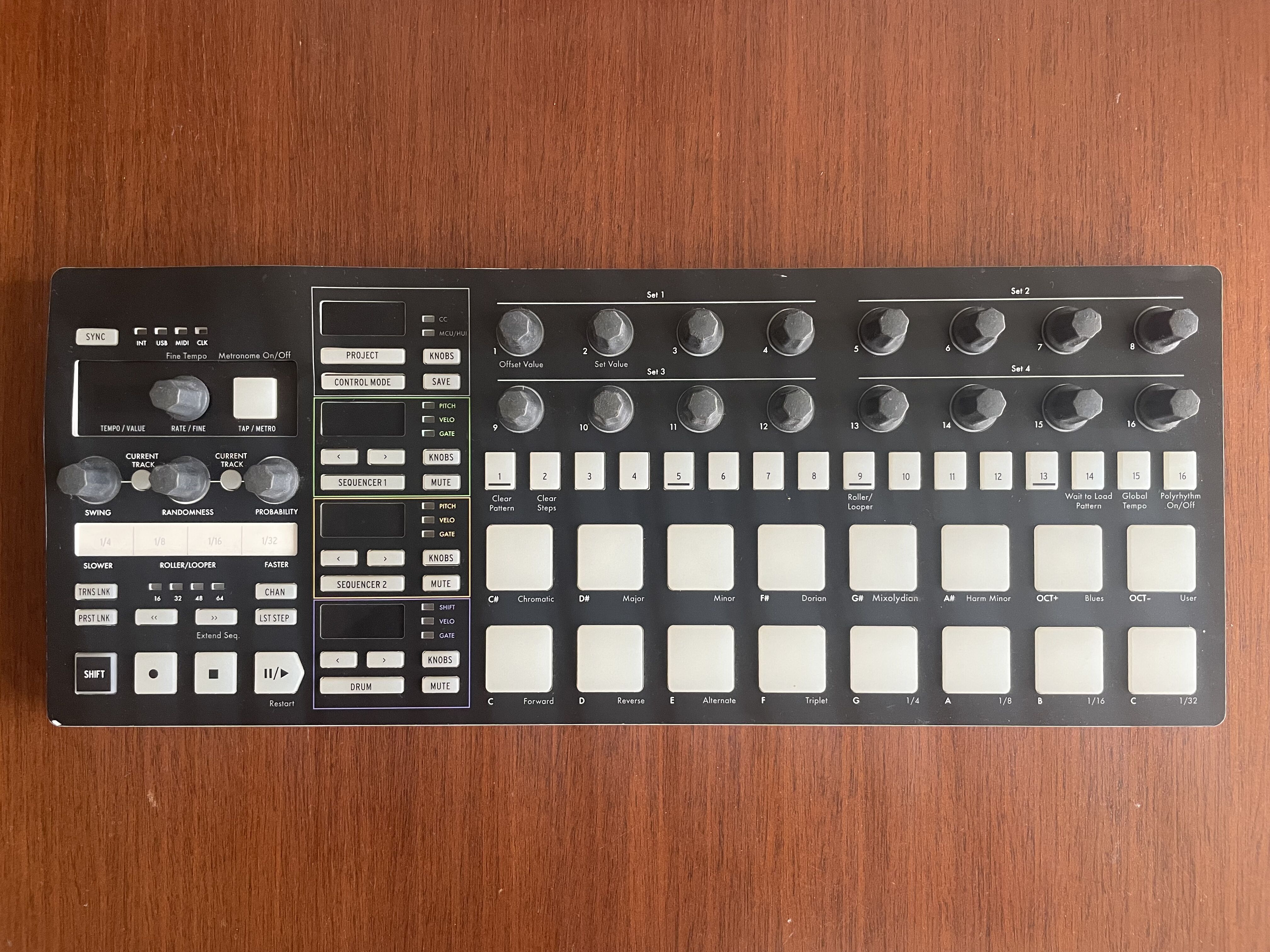 Arturia BeatStep Pro (22452)