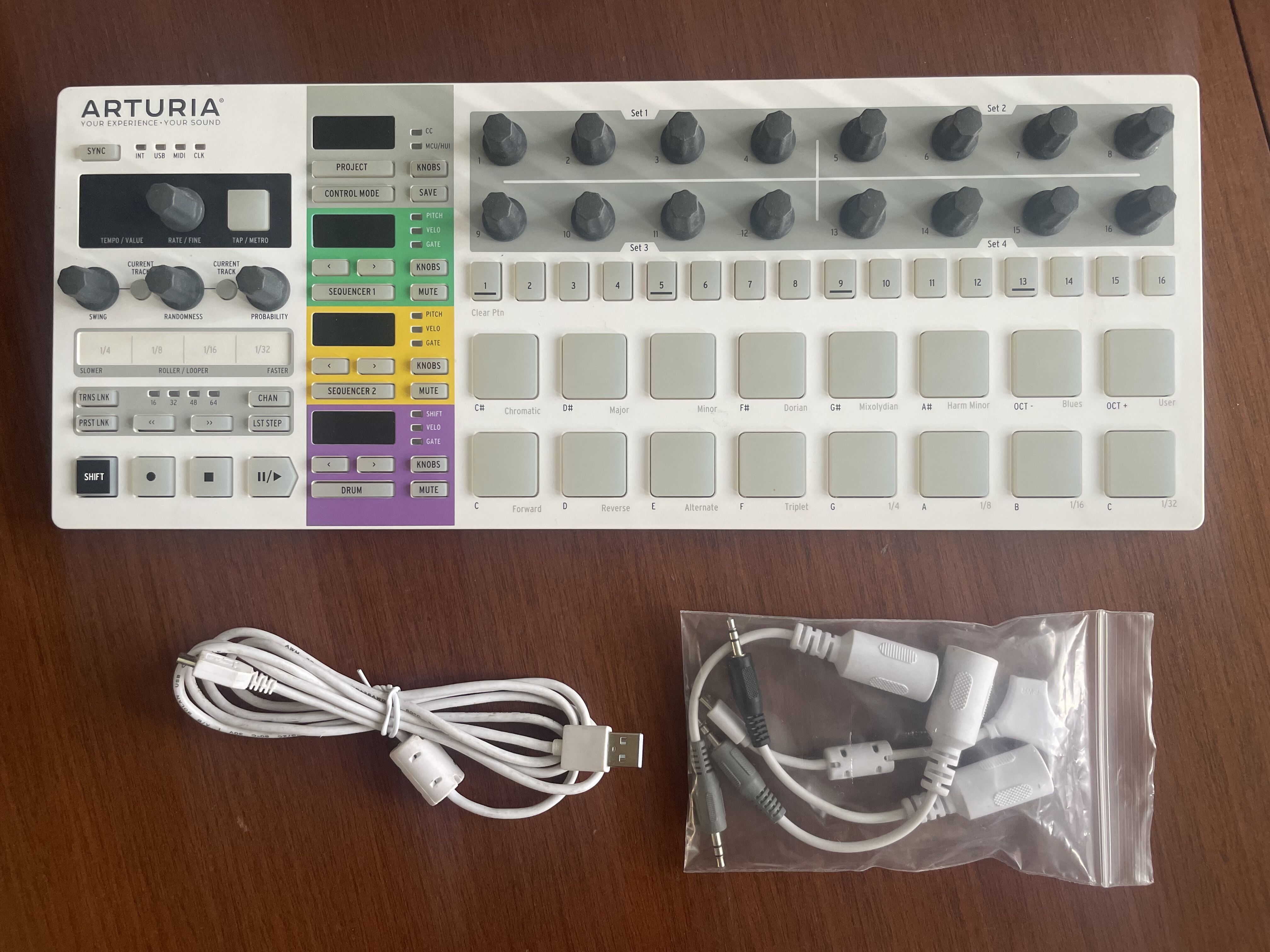 Arturia BeatStep Pro (92001)