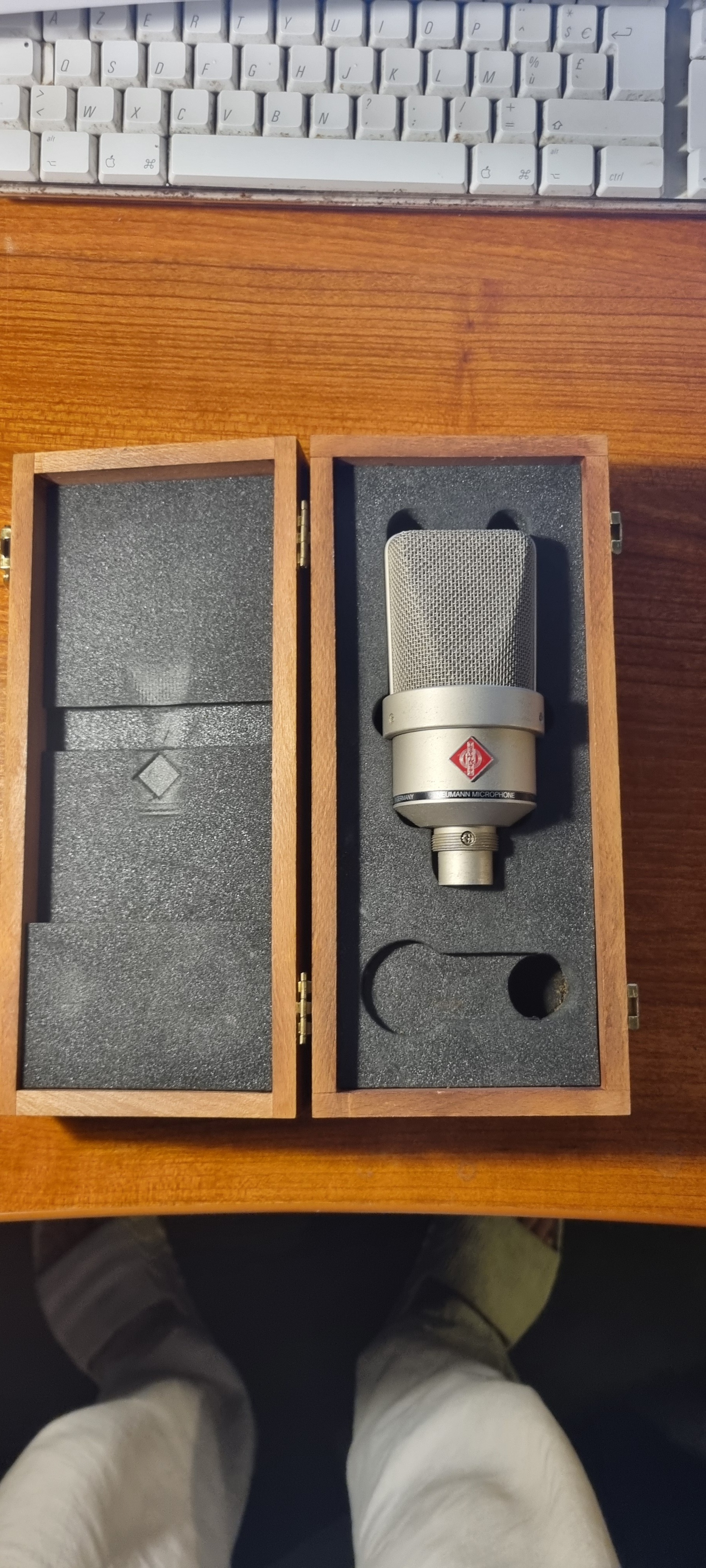 VENDS TLM 103 BON ETAT ET SA SUSPENTION - ARRET ACTIVITE