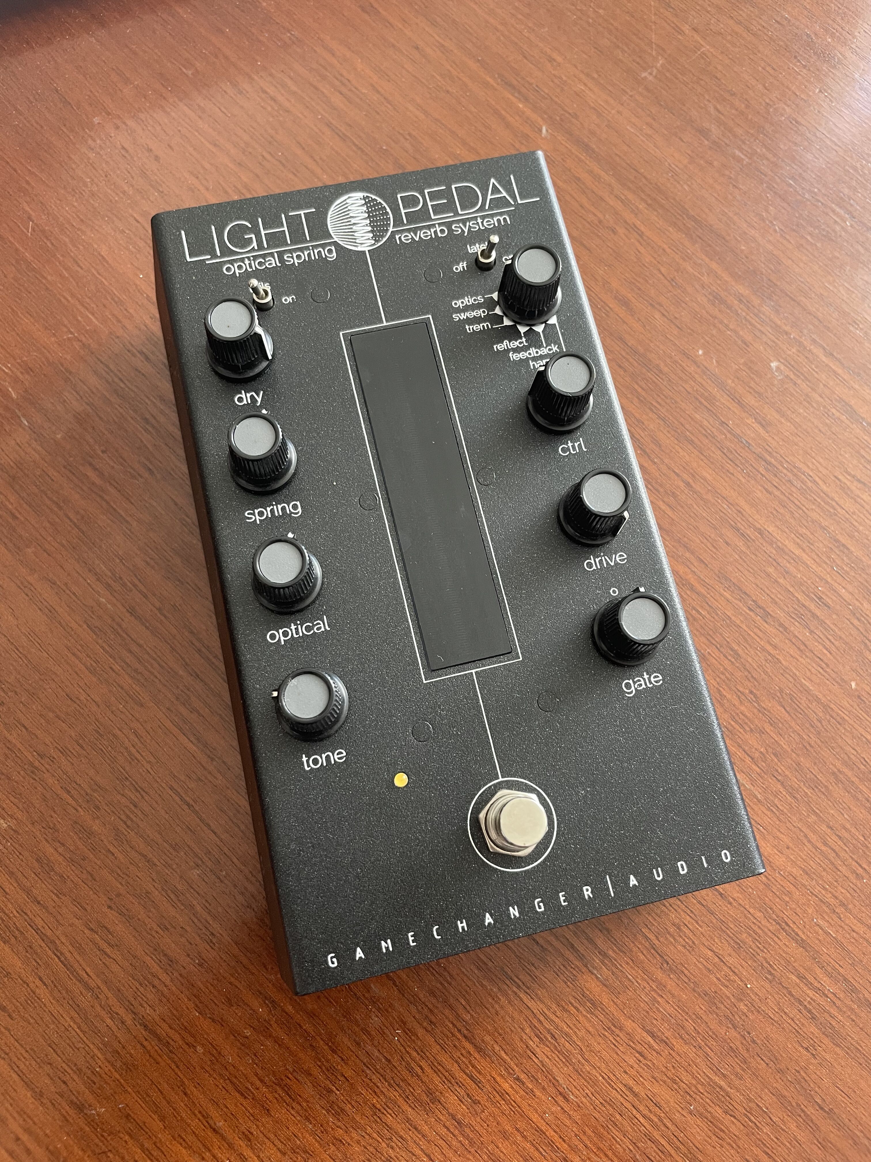Gamechanger Audio Light Pedal Optical Spring Reverb MINT