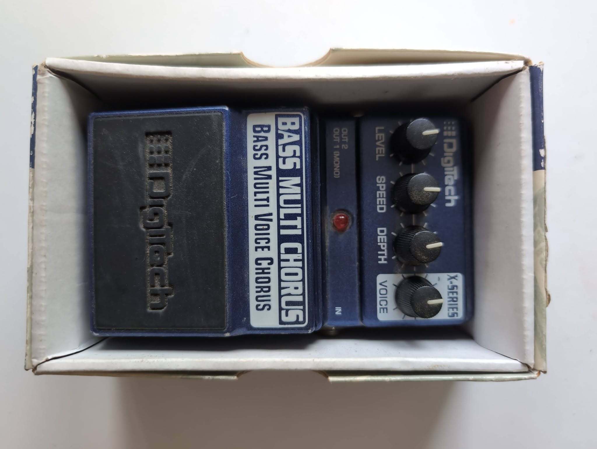 Vends DigiTech Bass Multi Chorus