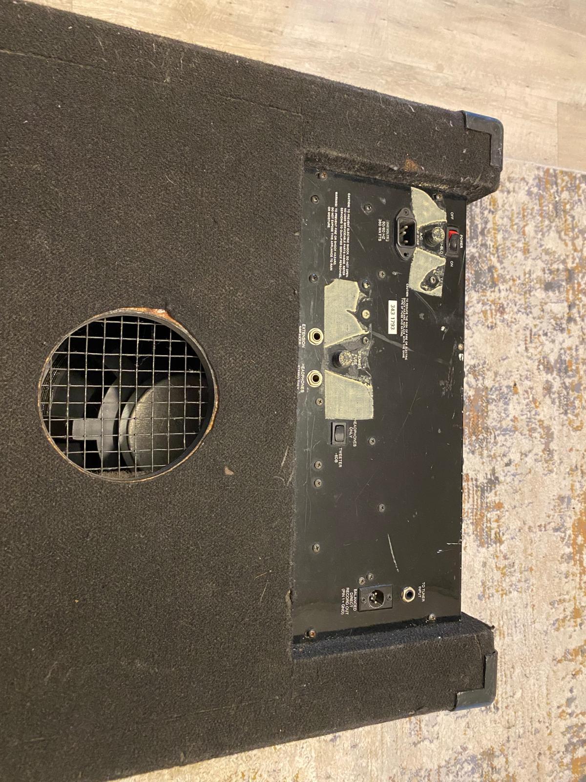  Ampli basse SWR Engineering Basic Black. - Type de produit : Ampli guitare et basse - Marque : SWR Engineering - M