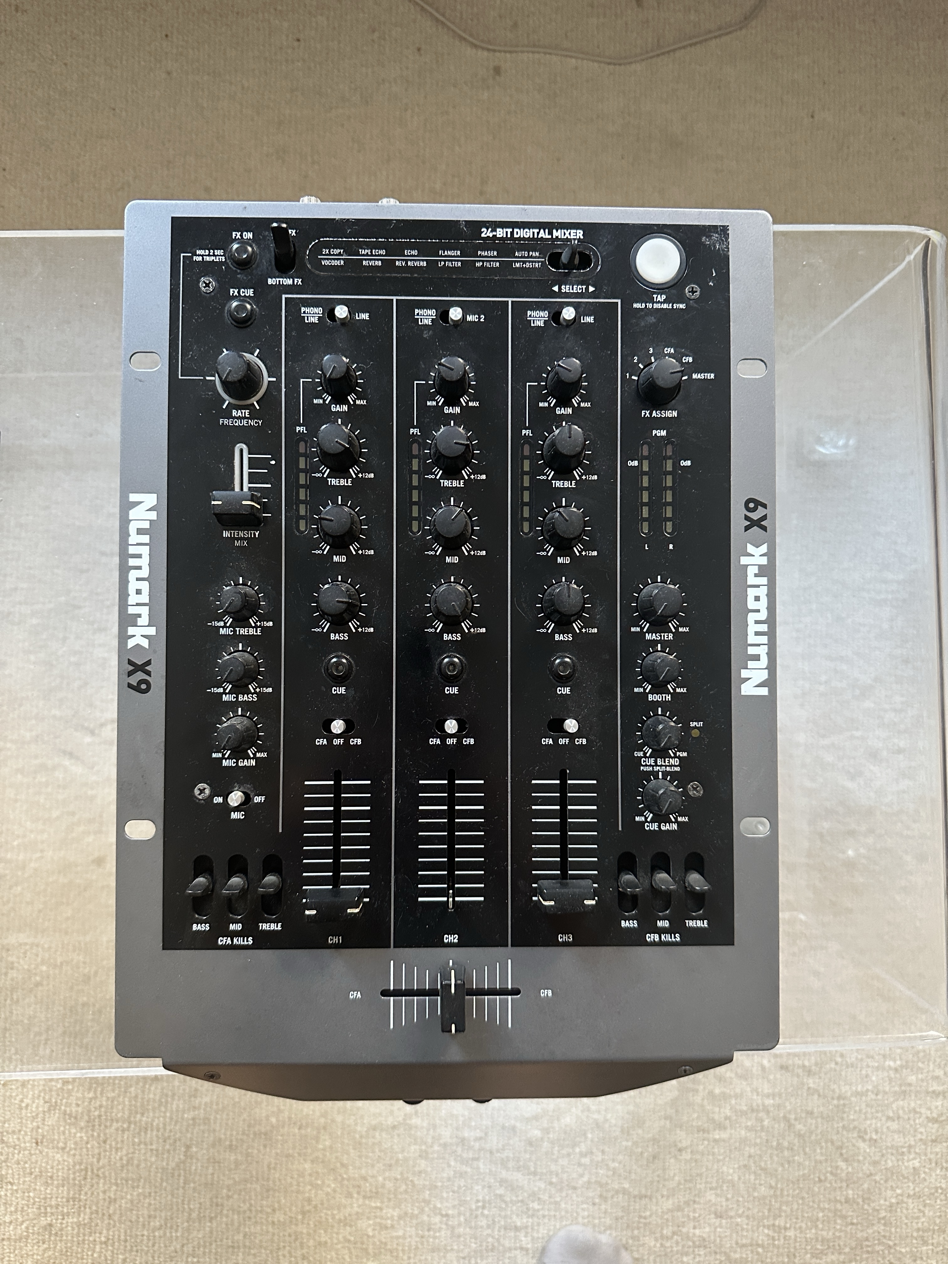 Numark X9 en bon état