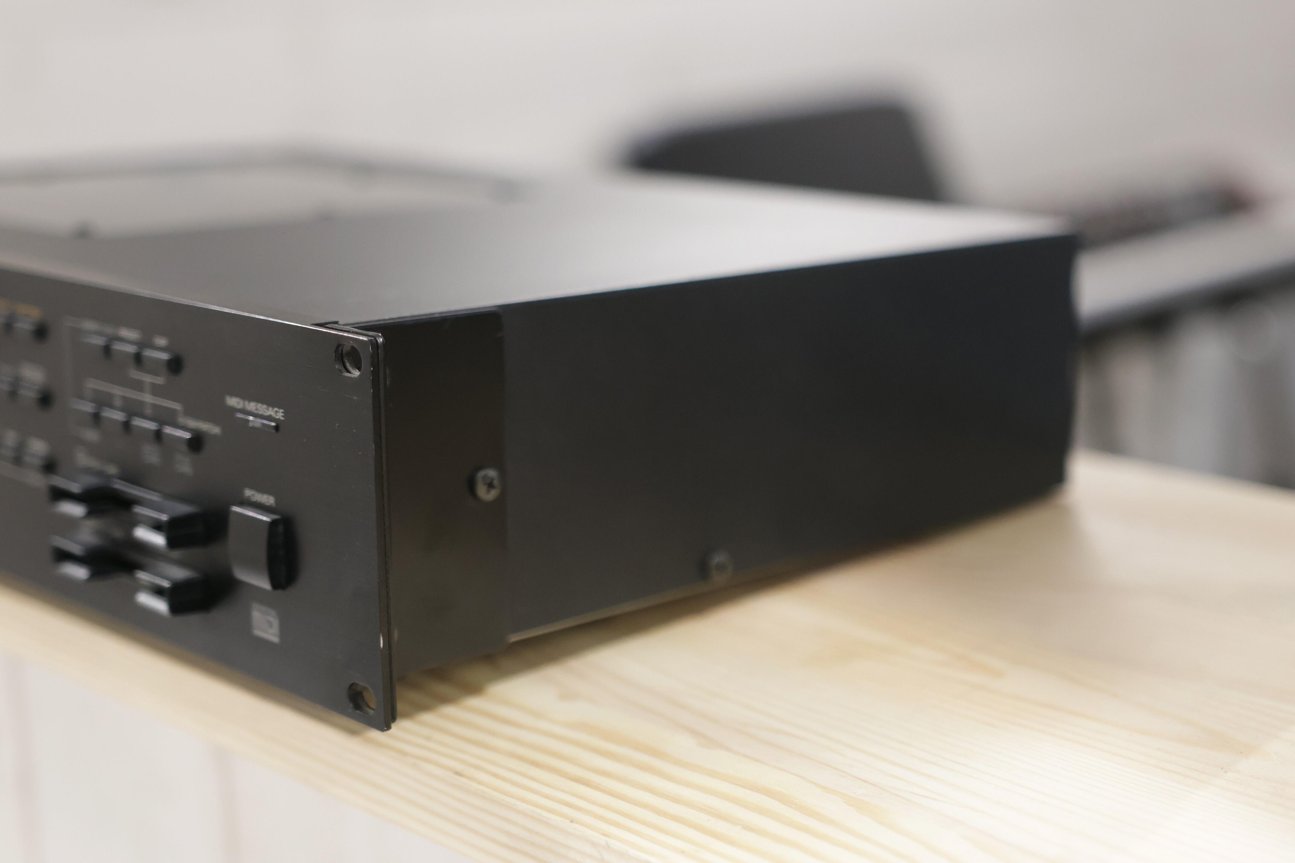 Roland JV-1080 (19051)