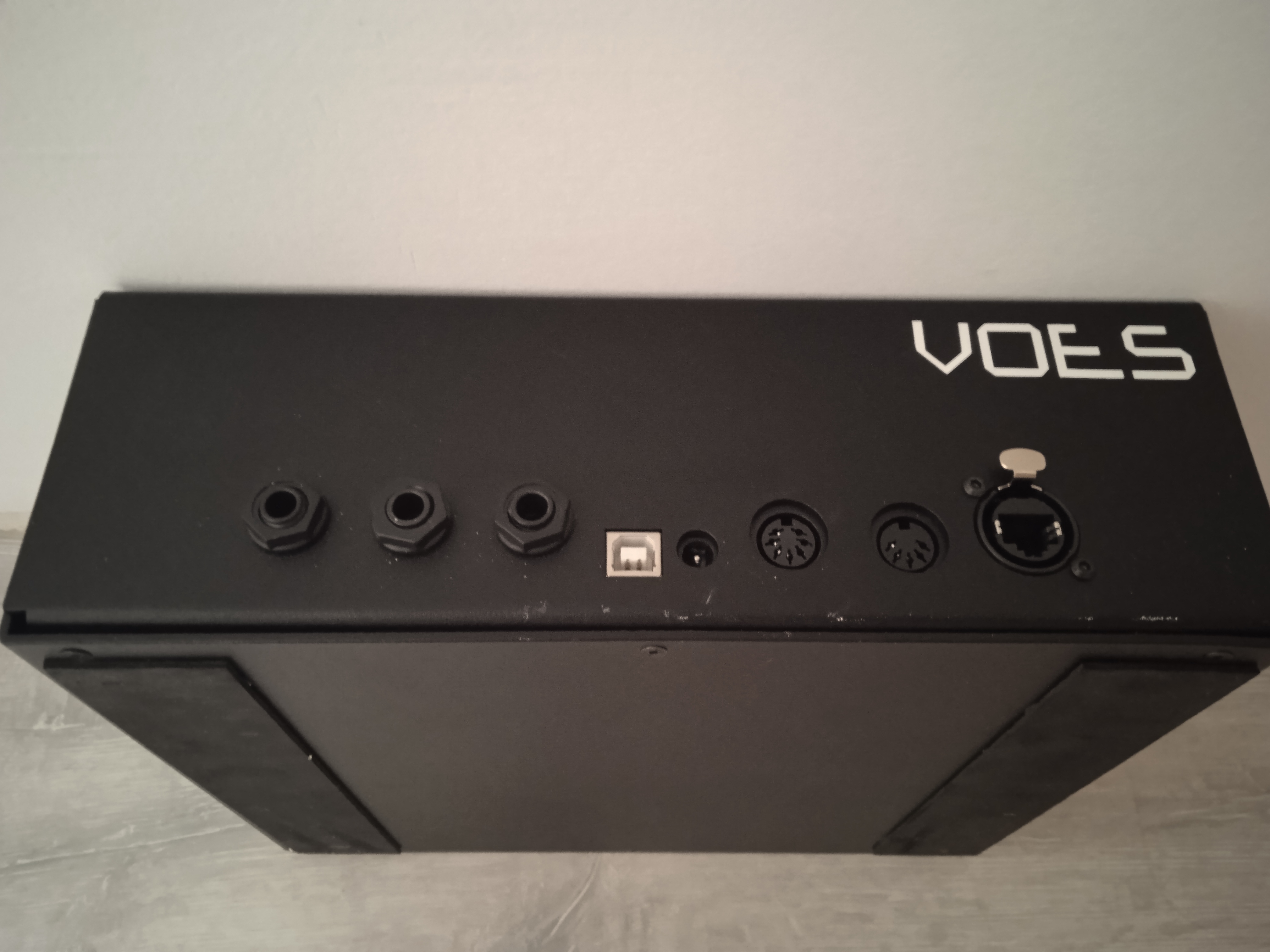 Voes MX-12 3x4 (6772)