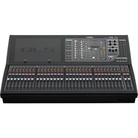 Vends Console Numérique YAMAHA QL5 + Flight case sur roulettes - Excellent état