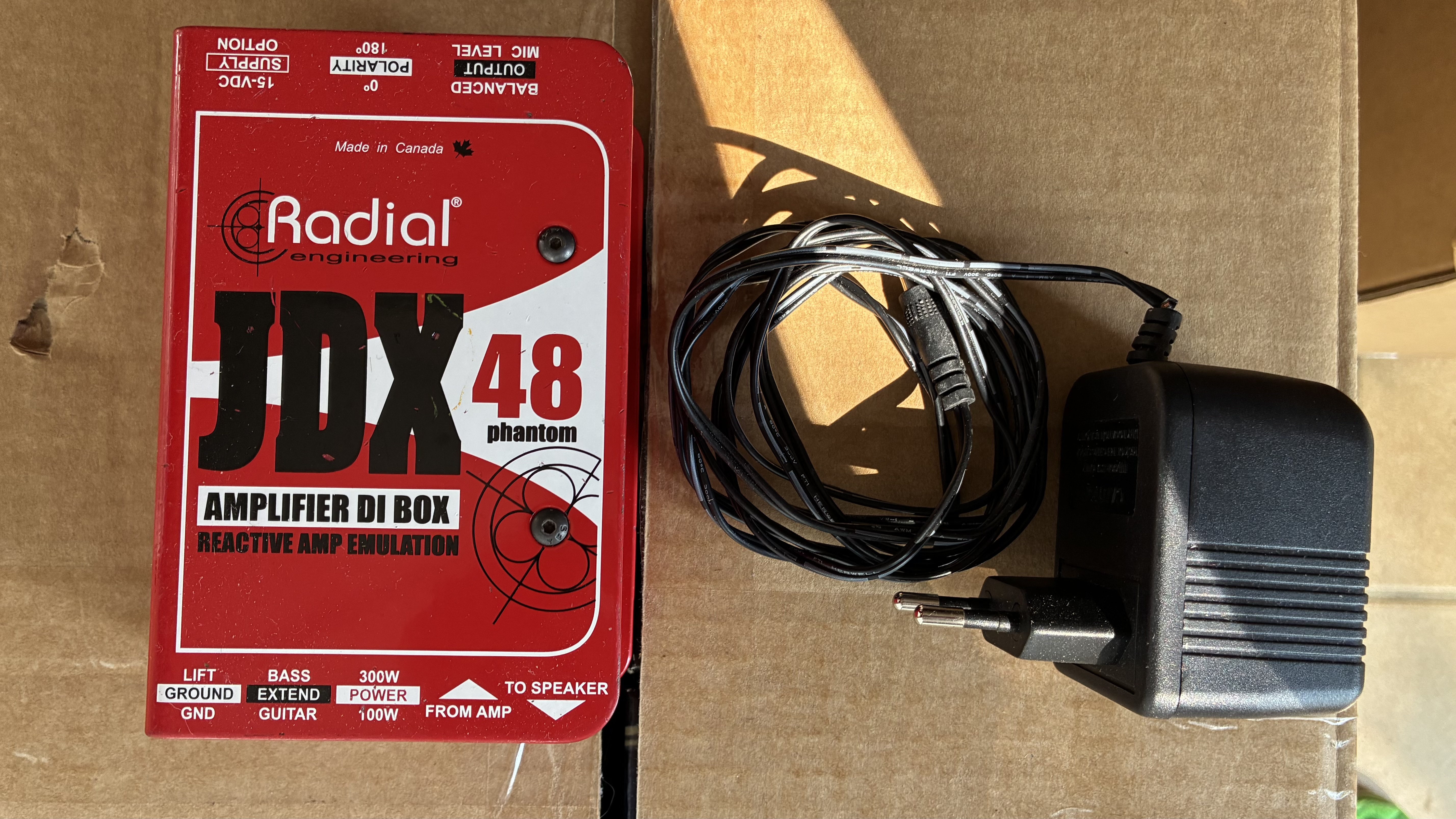 Vends boîte de direct Radial Engineering JDX 48