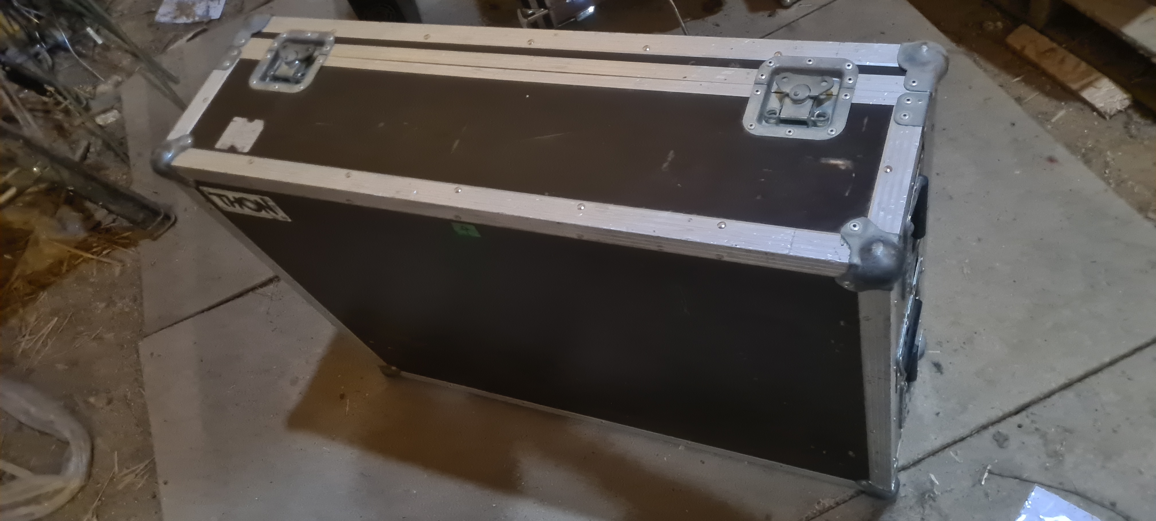 Behringer Wing (73594)