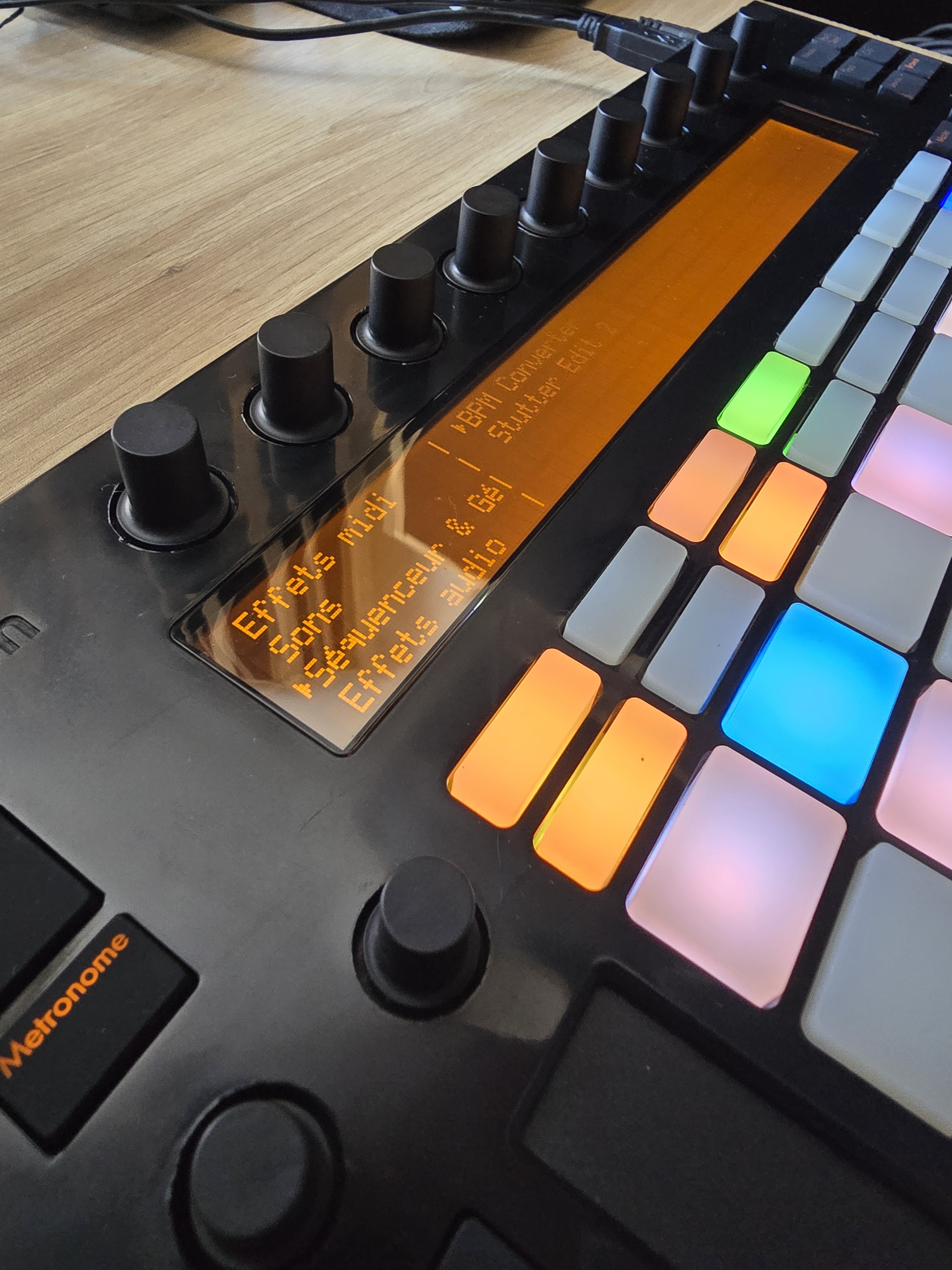 Vends Ableton Push avec decksaver et boîte 