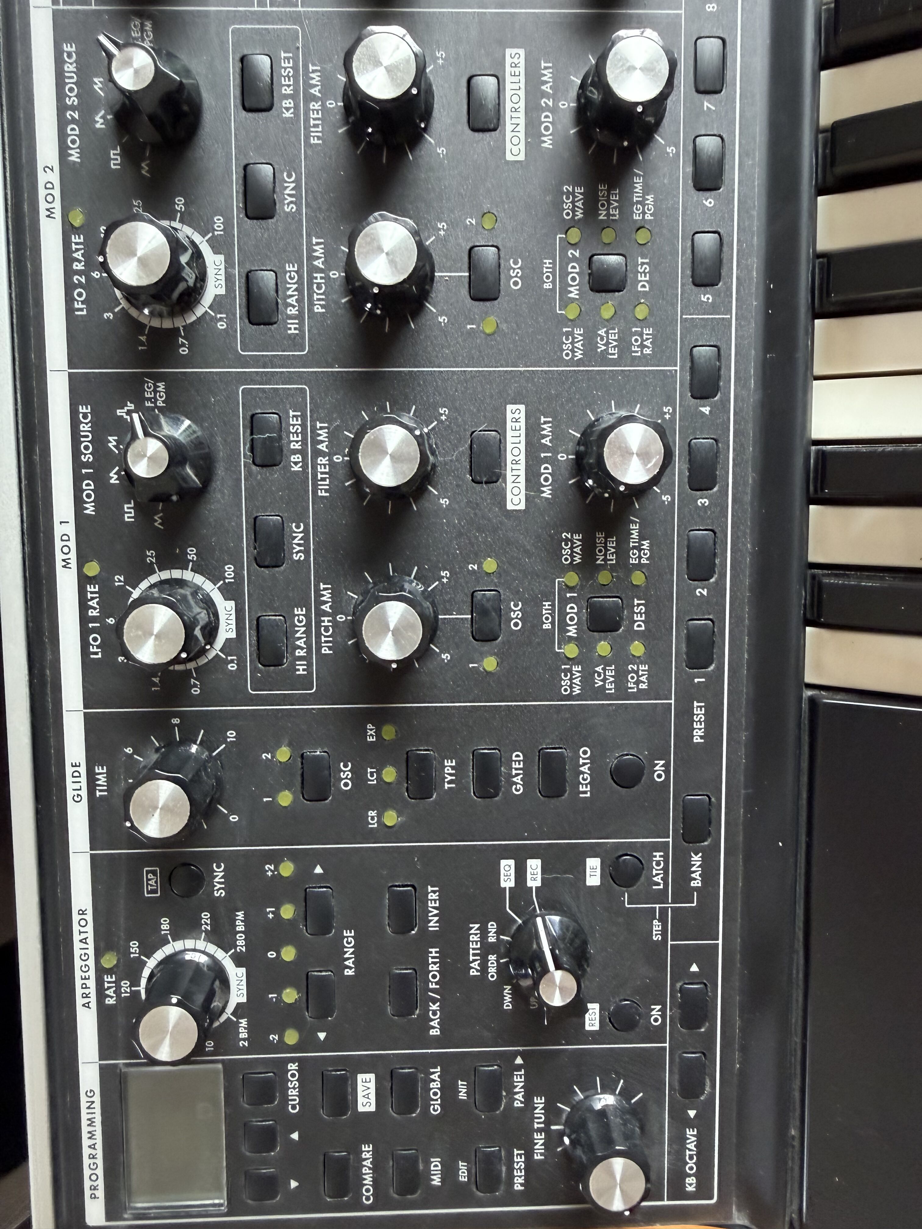 Moog Music SUB 37 (45273)