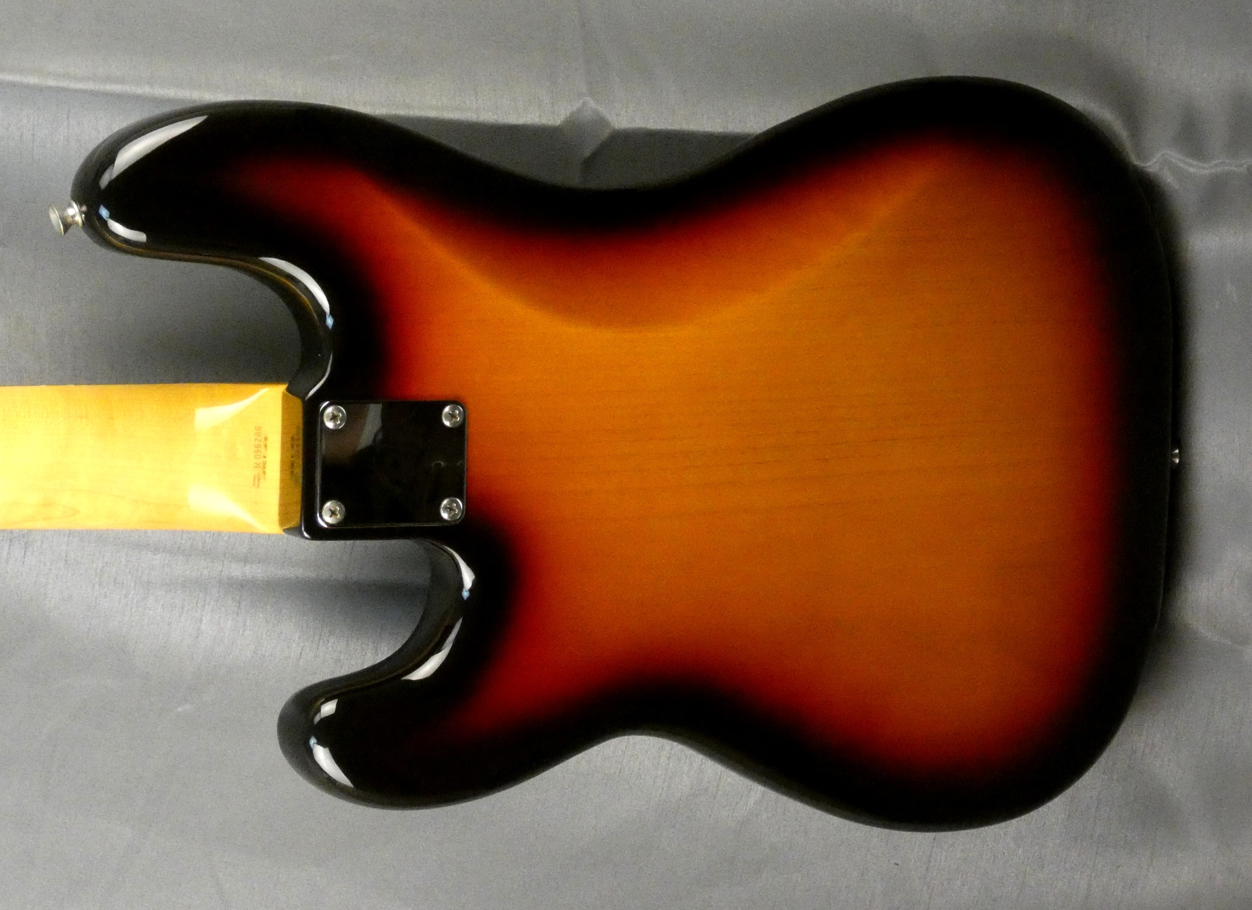 fender precision bass PB62-US 3TS 2005 japon japan (3)