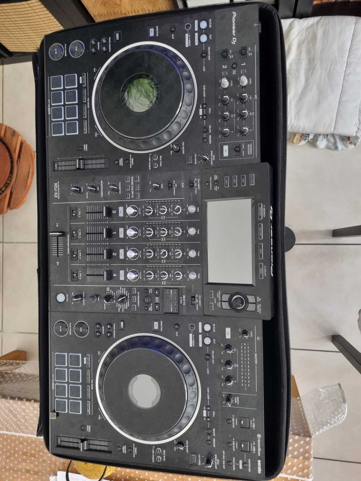 Vends table de mixage XDJ-XZ