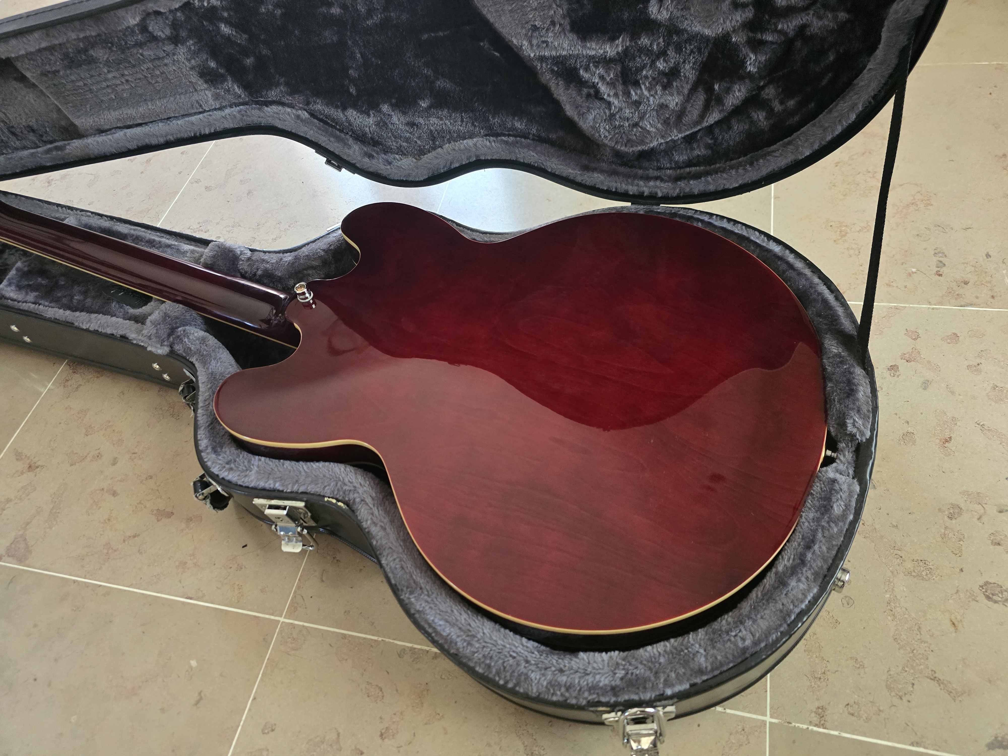 Epiphone Riviera Custom P93 (68110)