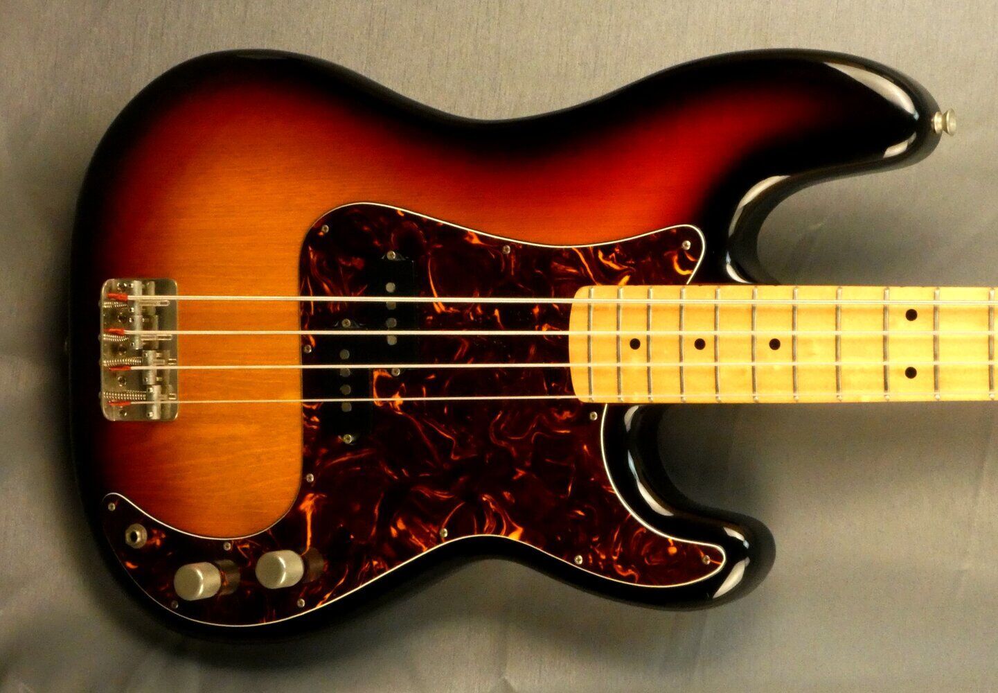 yamaha-precision-bass-5443429