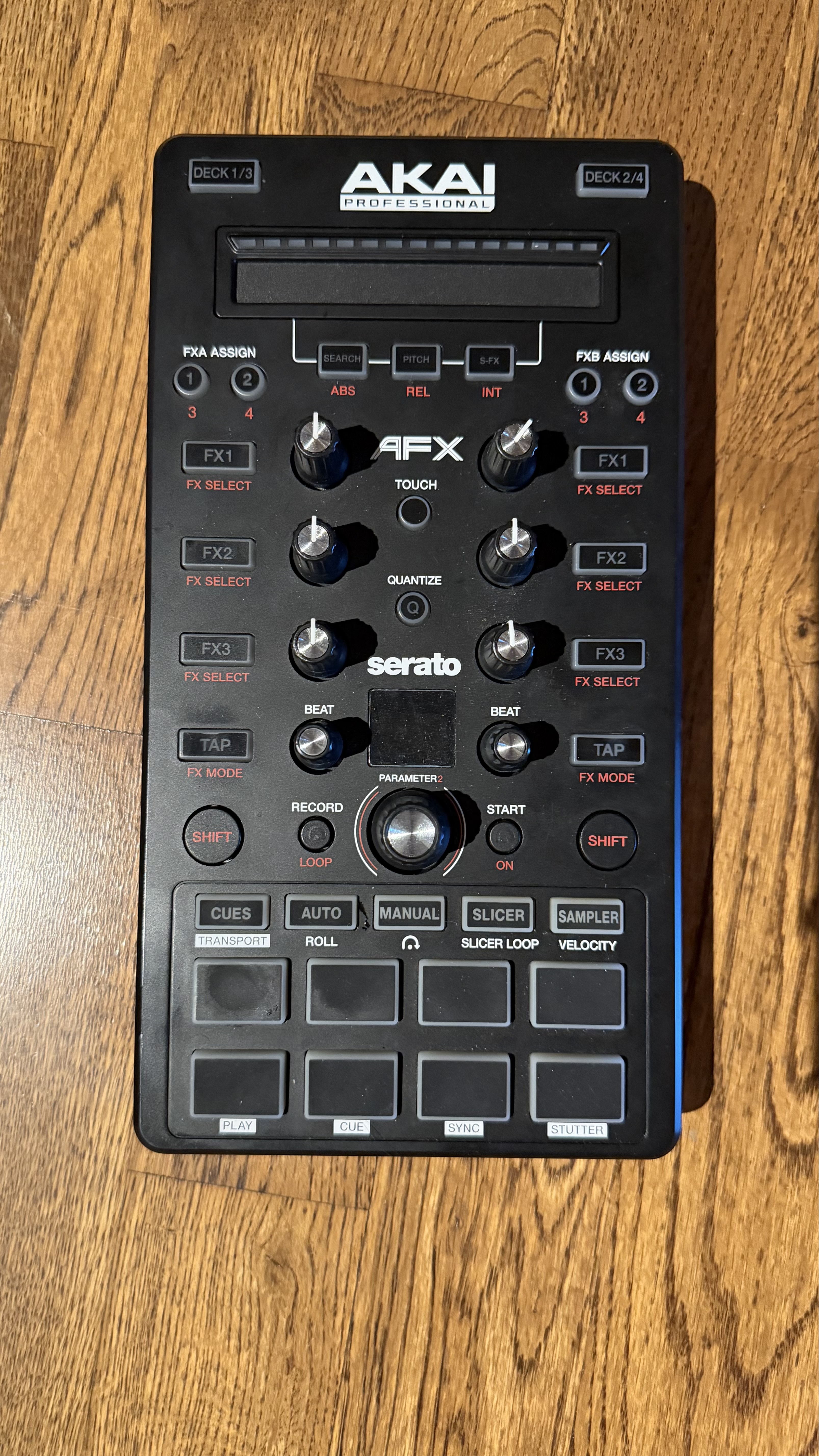 Contrôleur DJ - Akai AFX Serato 
