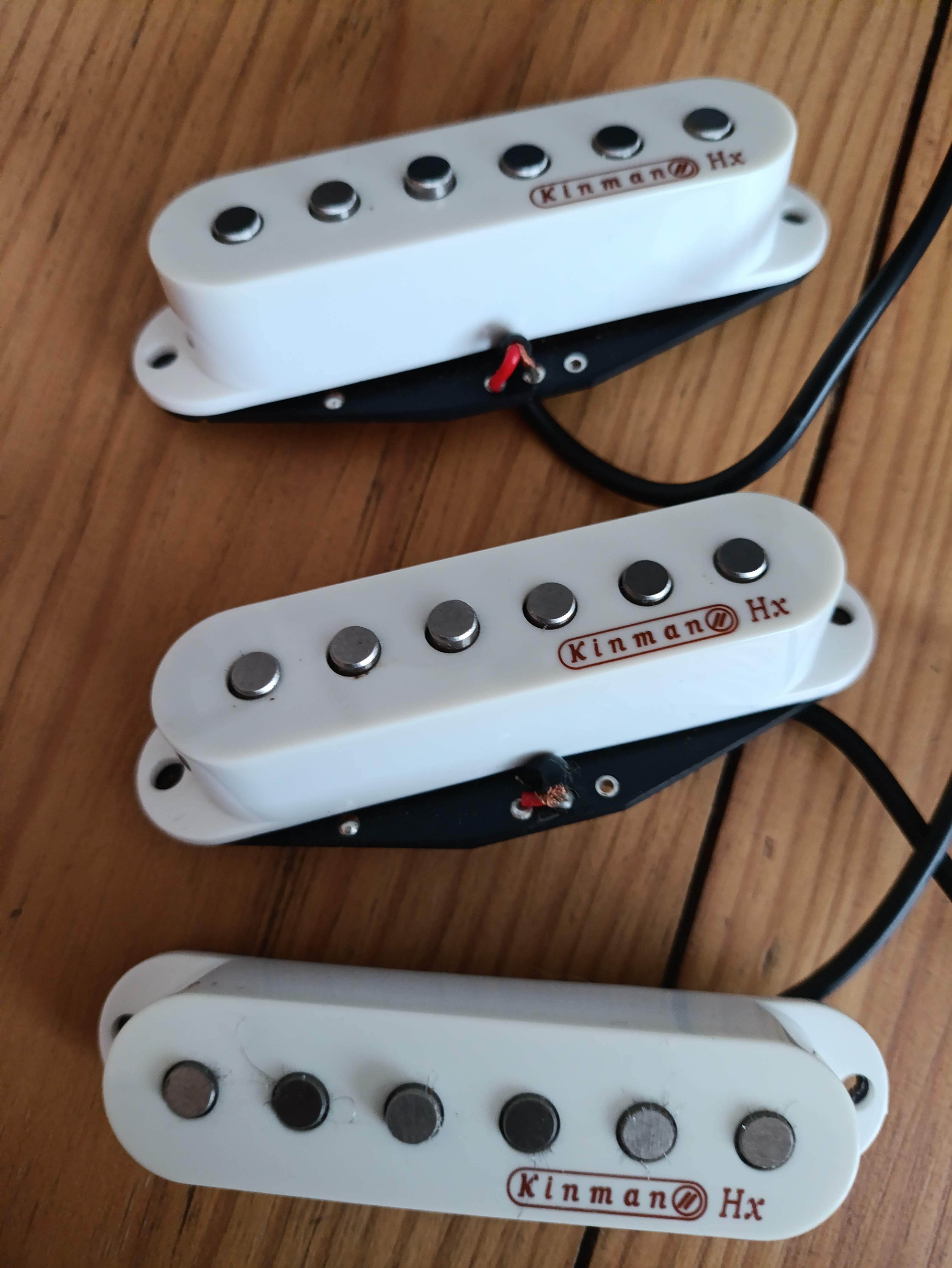vends st de micros Kinman pour stratocaster AVN blues