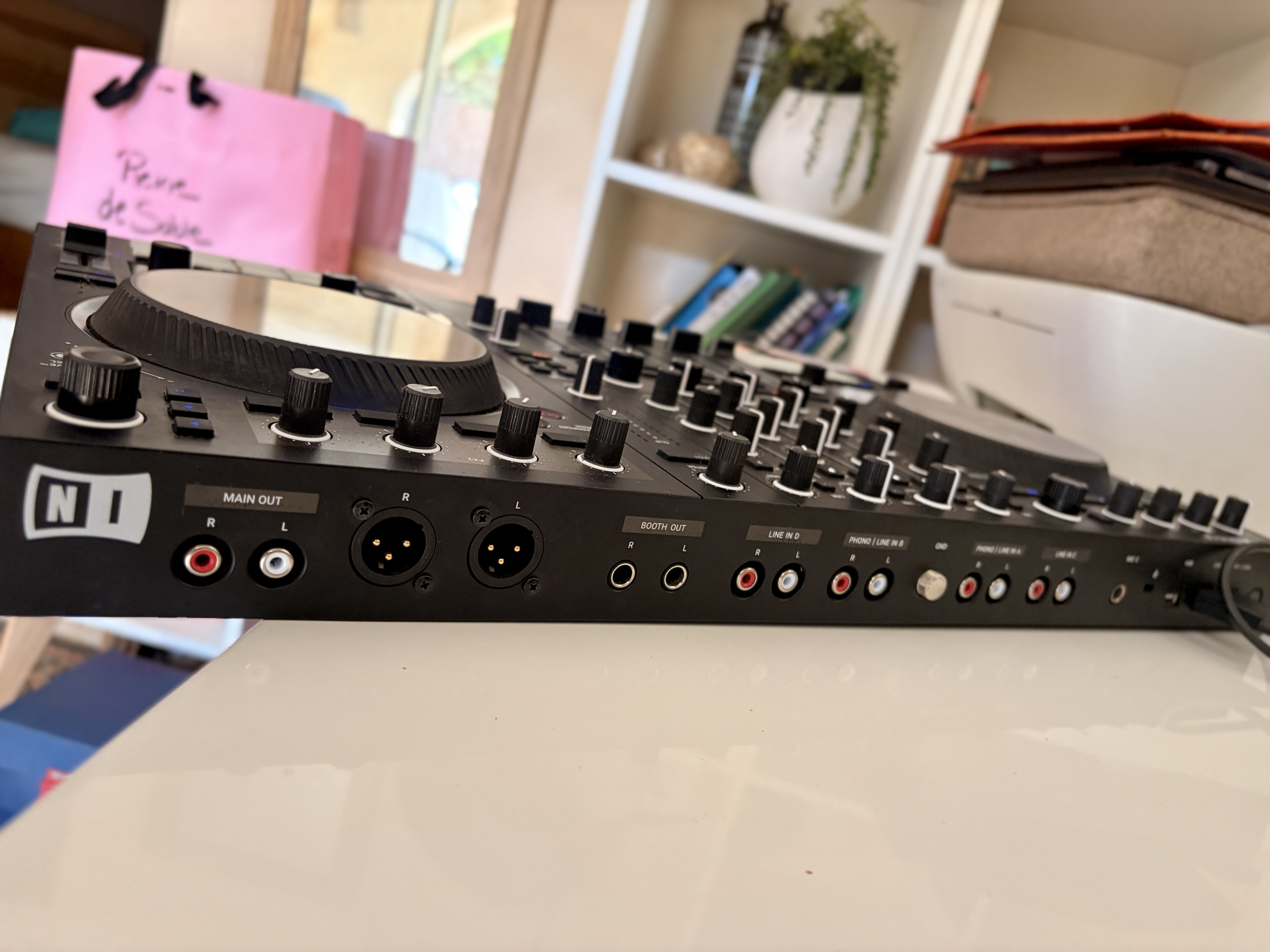 Native Instruments Traktor Kontrol S4 mk3 (38776)