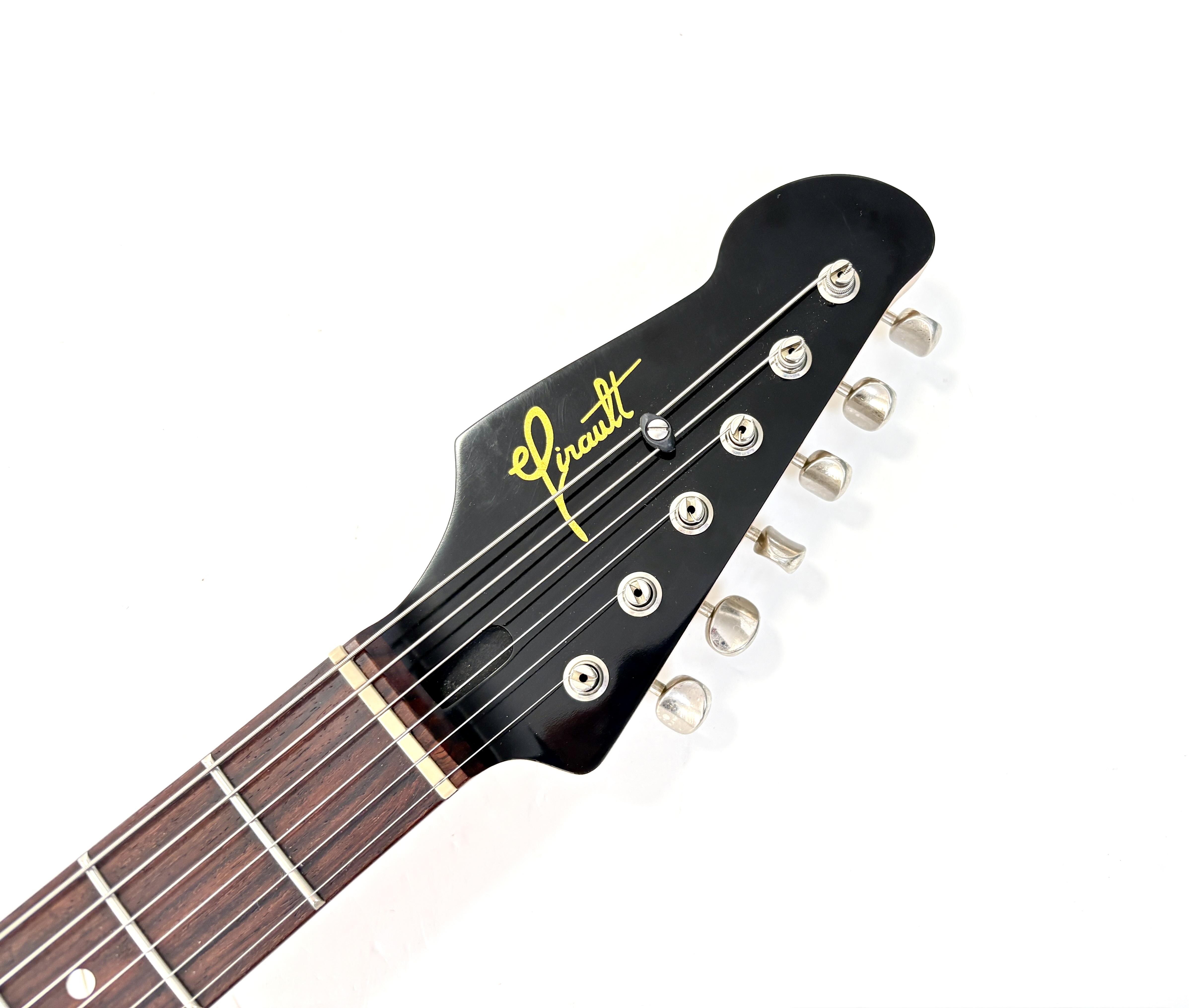 Girault Guitars California (84701)