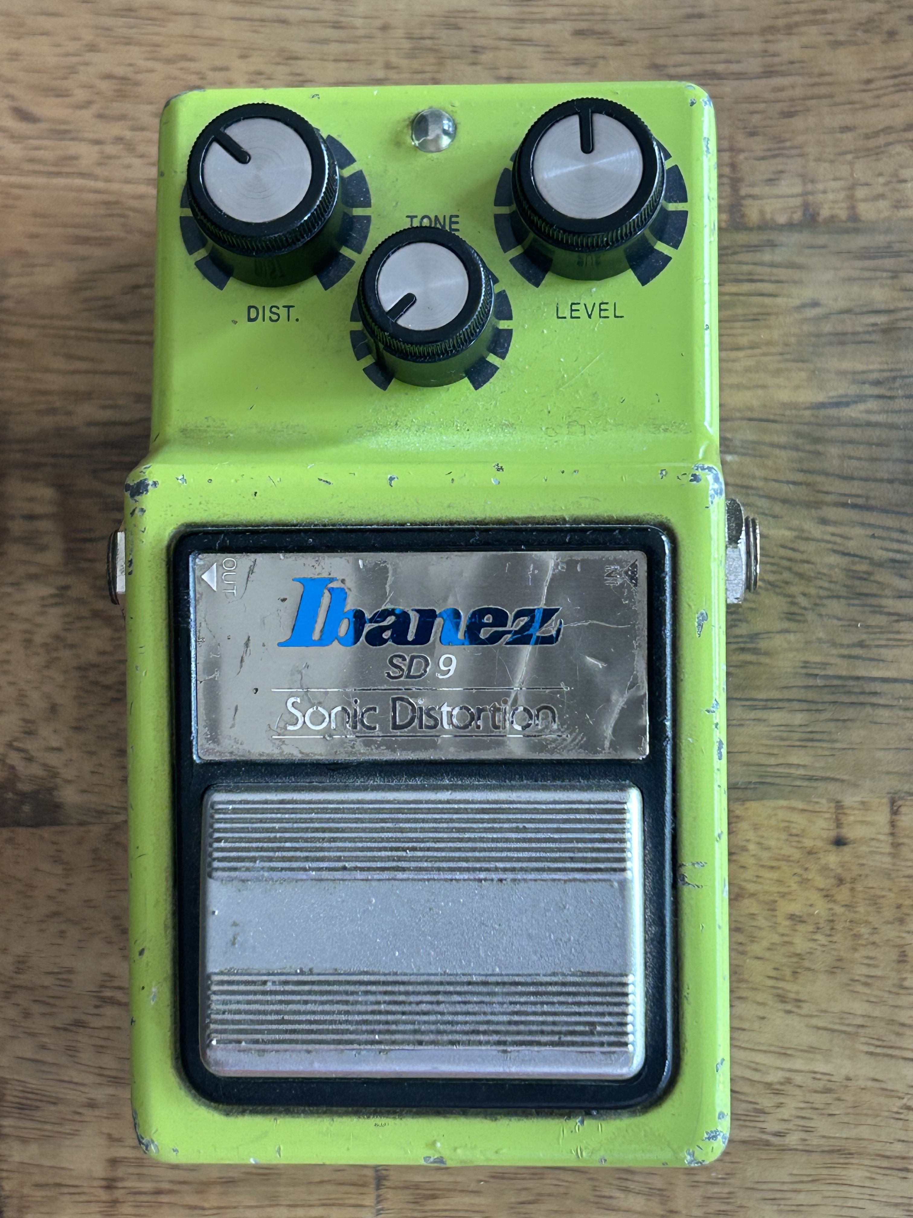 Ibanez SD9 Sonic Distortion des années 80
