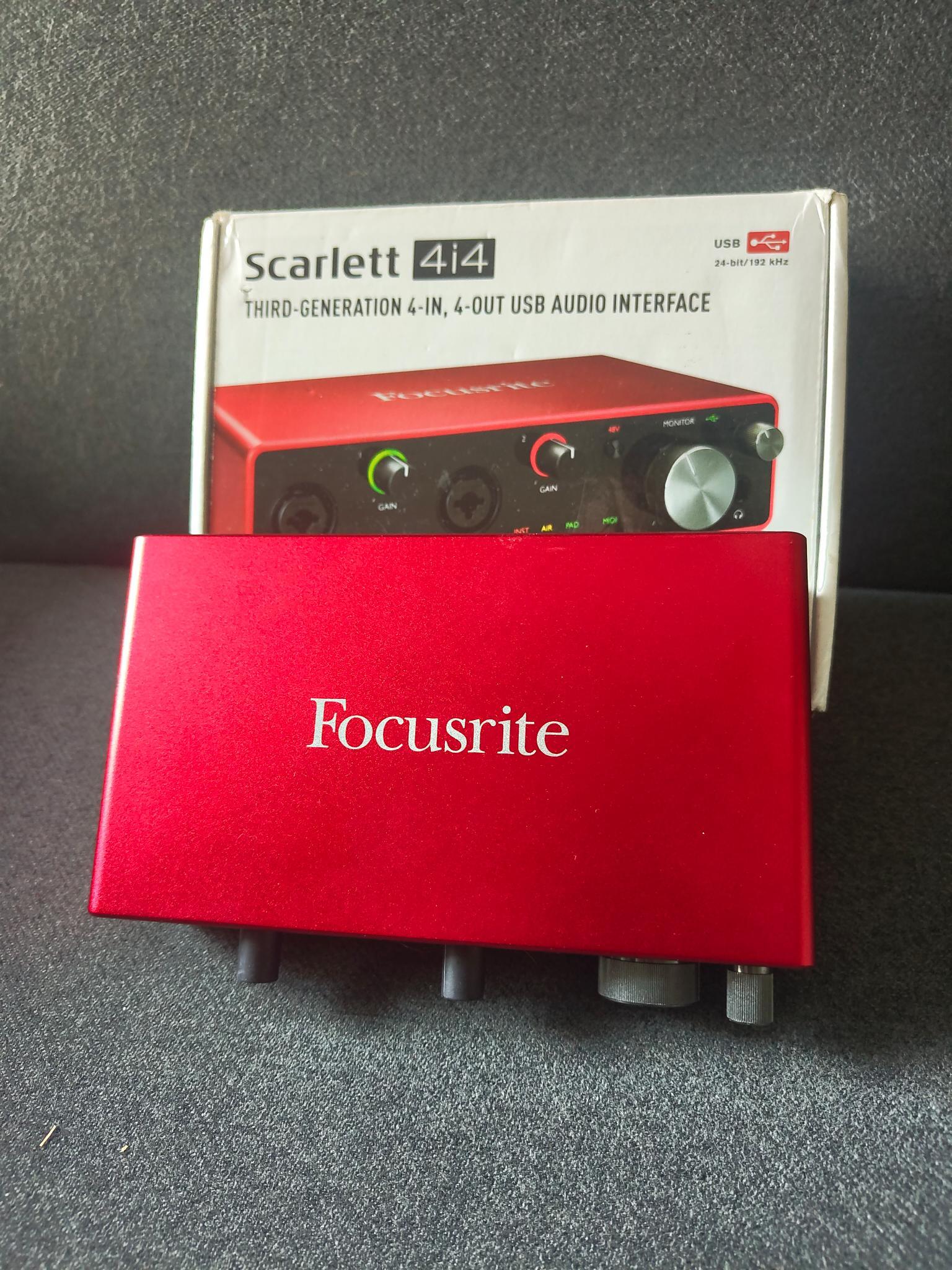 Focusrite Scarlett 4i4 3rd Gen (3ème génération) 