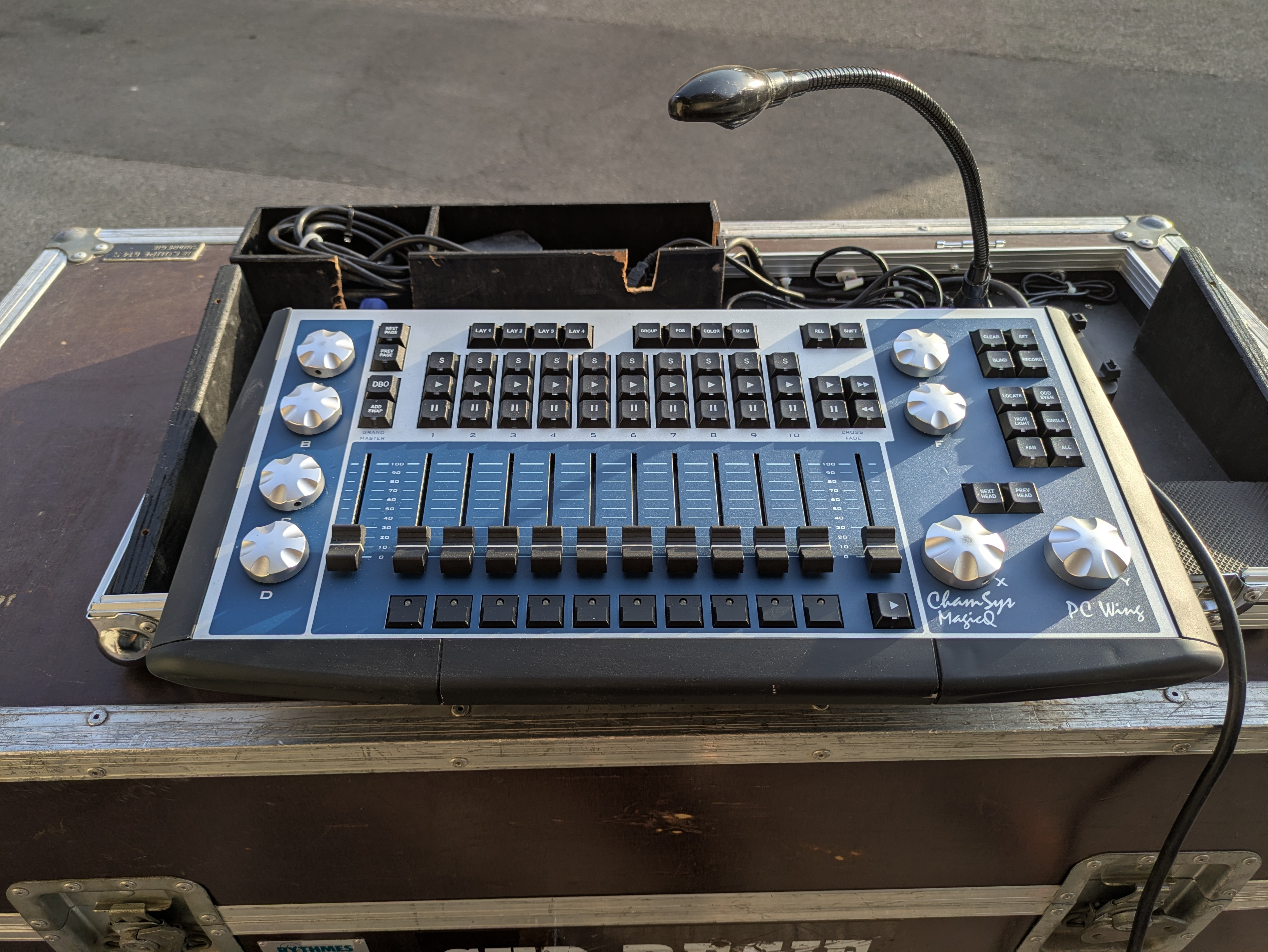 Vends Chamsys PC Wing Compact