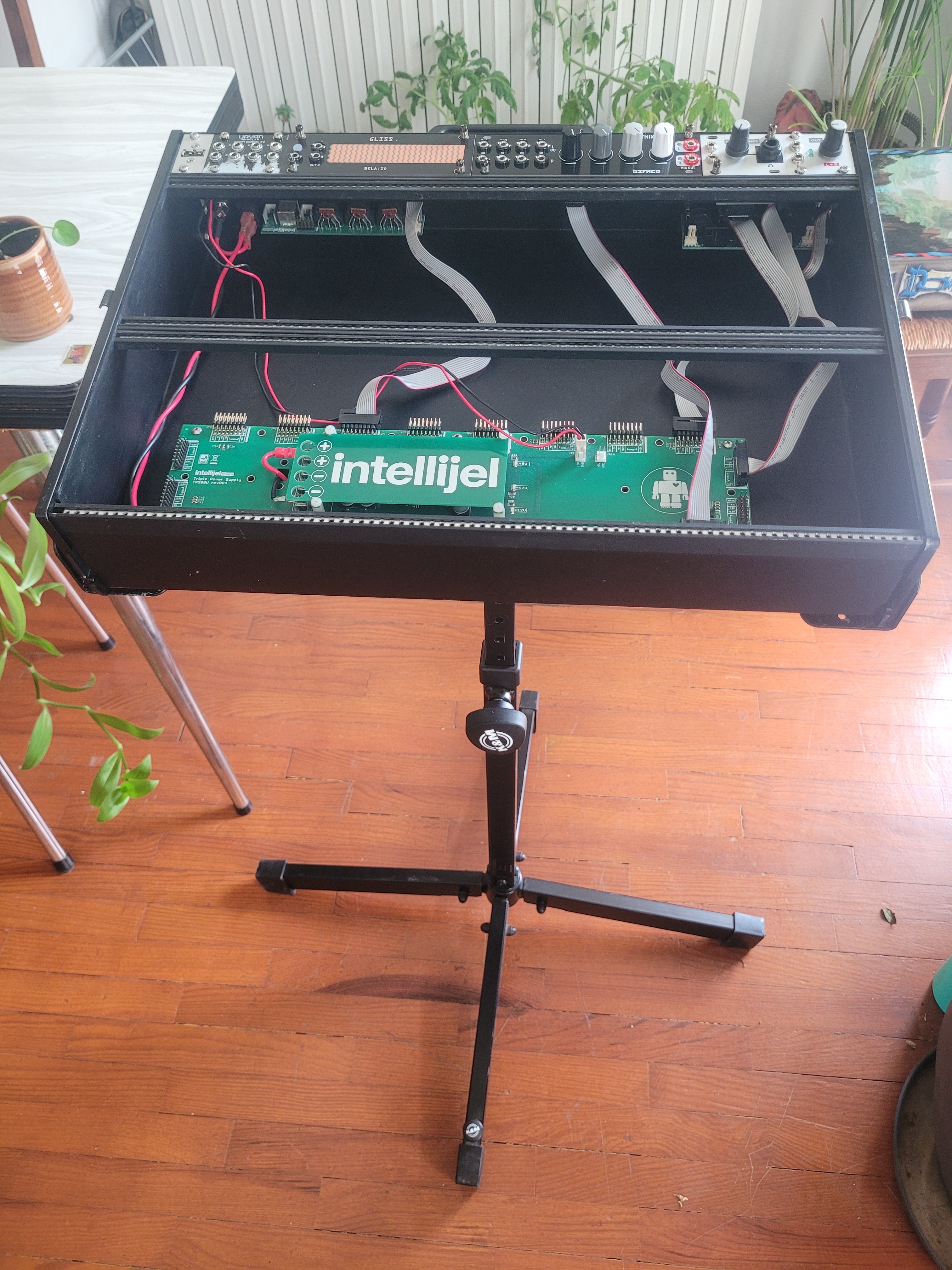 Intellijel Designs 7U case 84hp (37310)