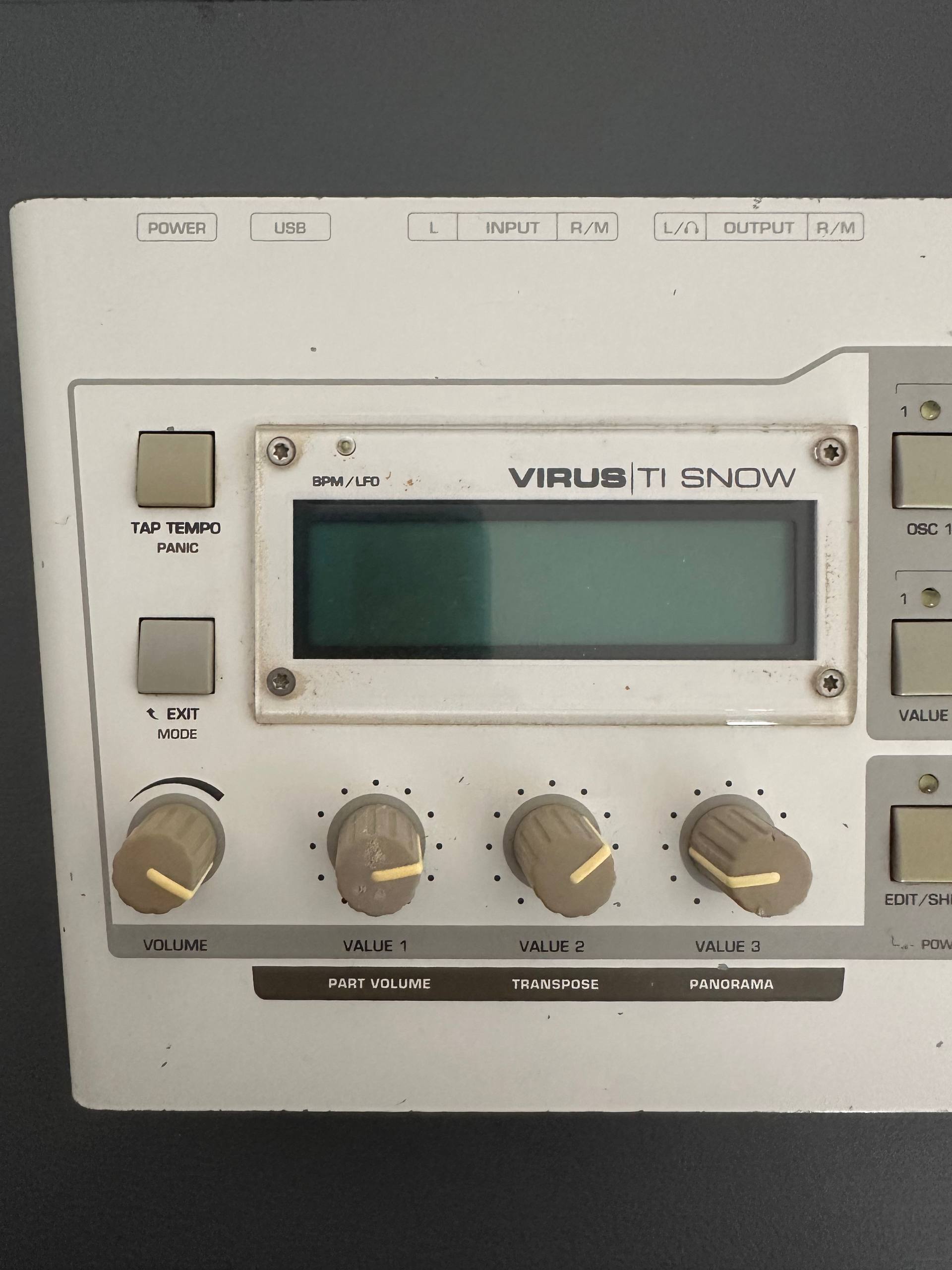 Access Music Virus TI Snow (49949)