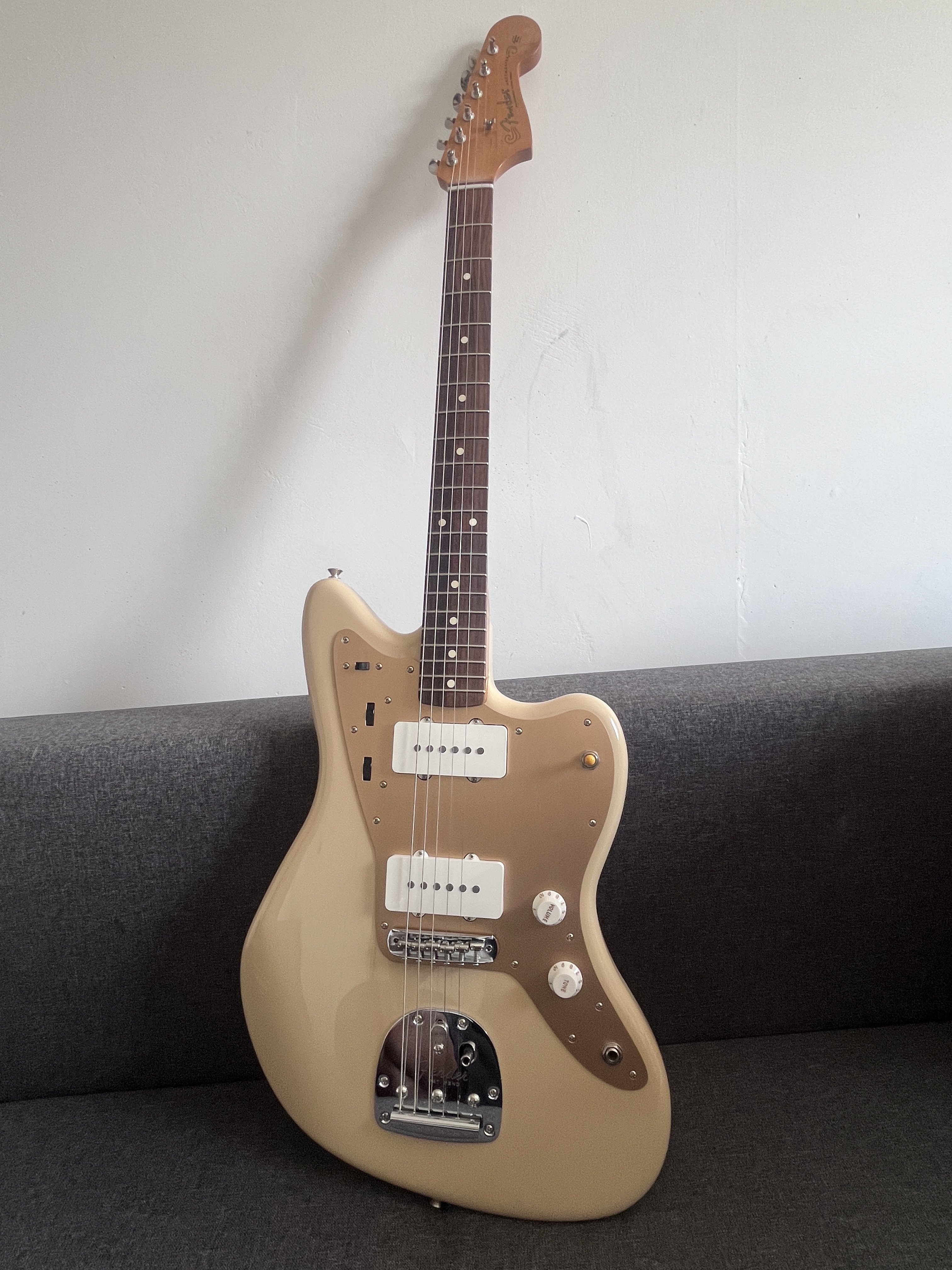 Fender Vintera II Jazzmaster Desert Sand – Comme neuve – Garantie – Facture – 950€