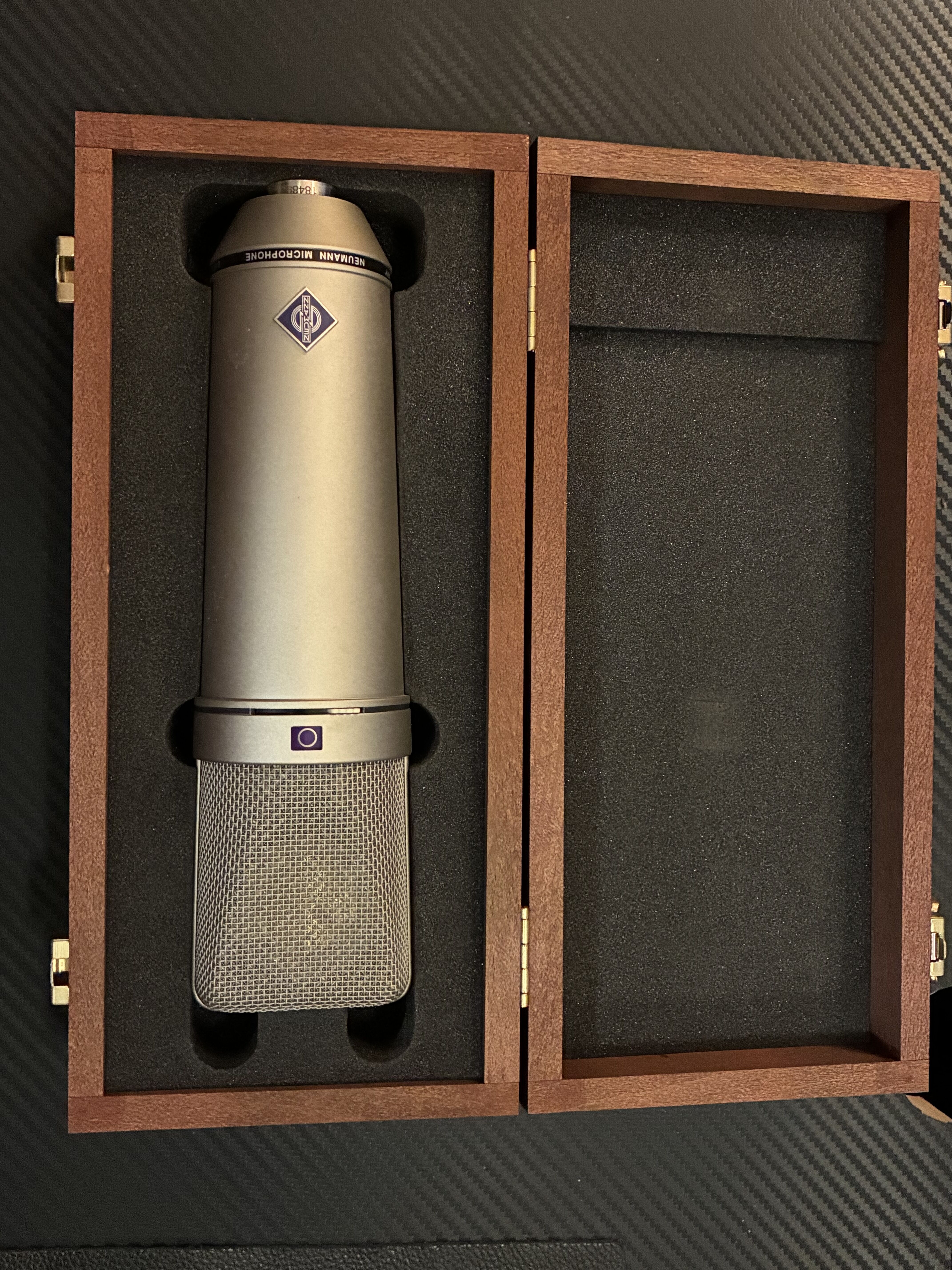 Neumann U87 Ai