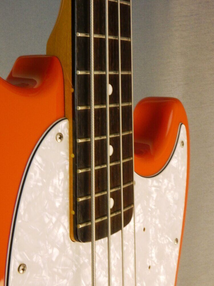 fender-mustang-bass-5424496