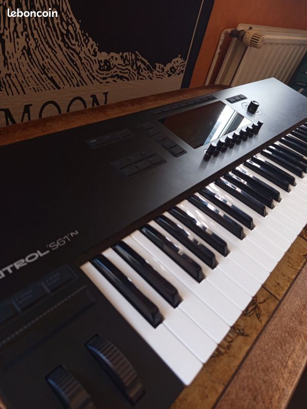 Kontrol s61 mk3 + Komplete standard