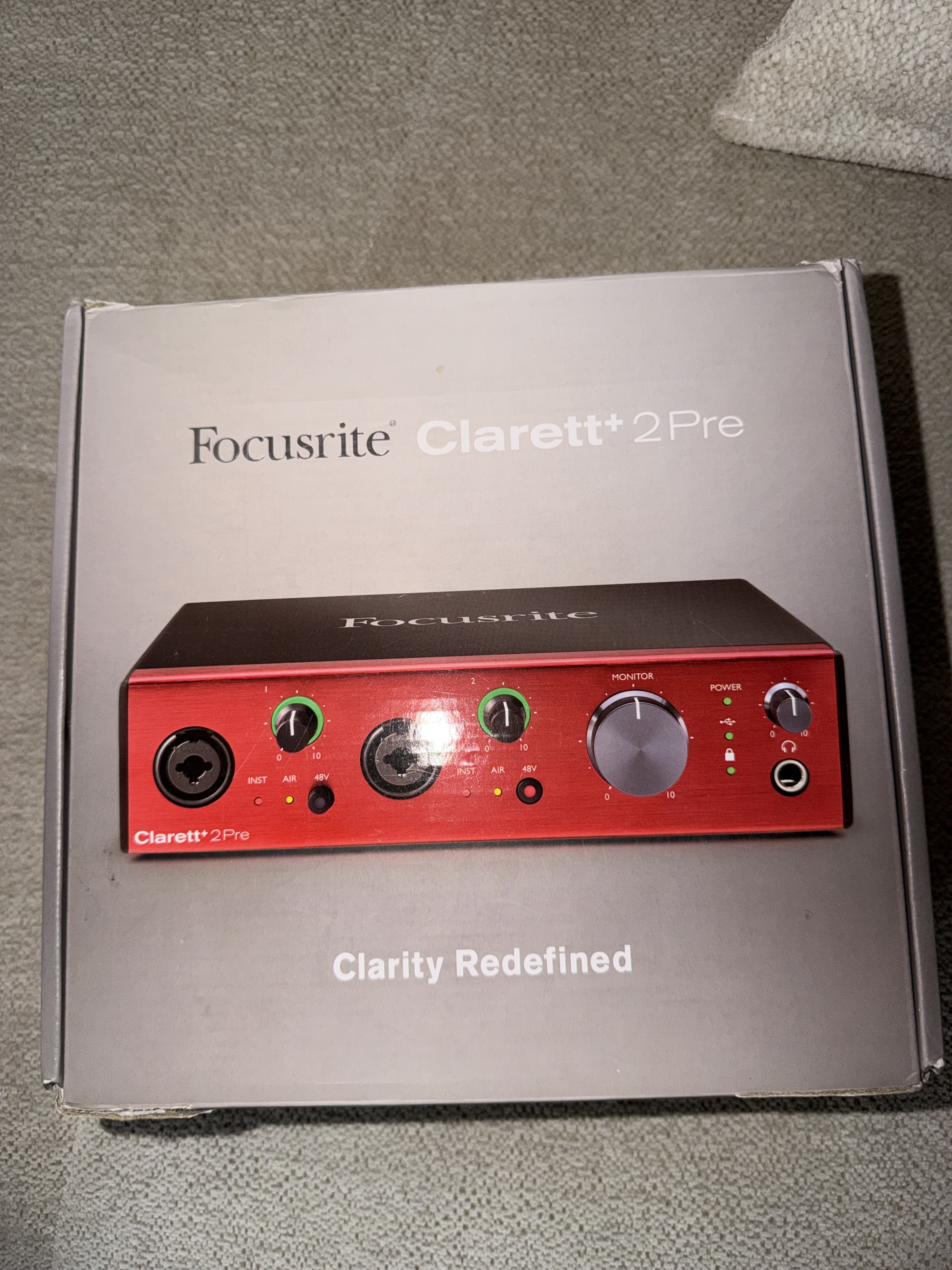 Vends carte son Focusrite Clarette + 2pre 
