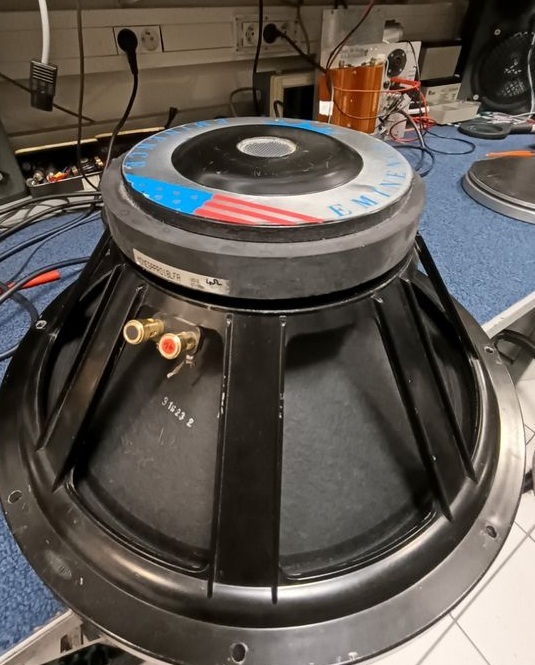 Eminence Omega pro 18LFC (48560)