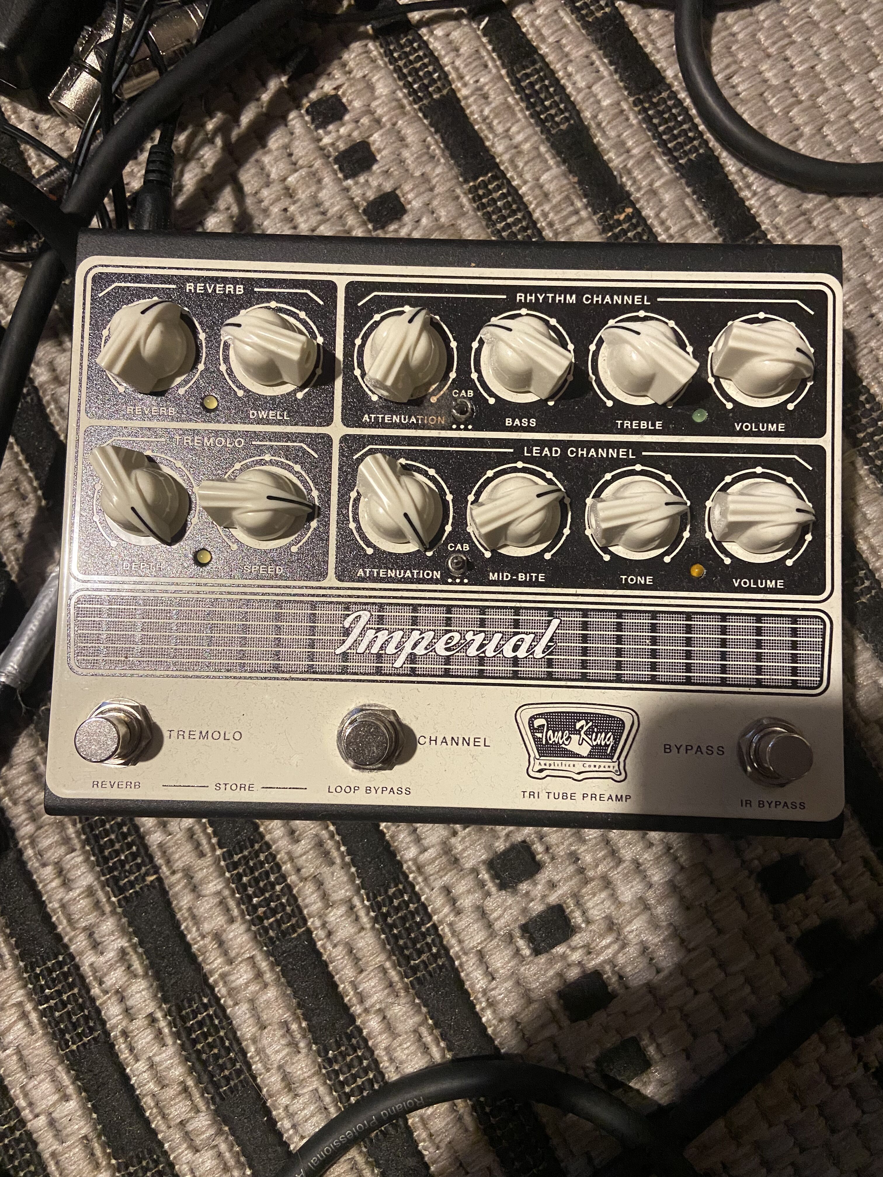 Vends "tone king imperial preamp"