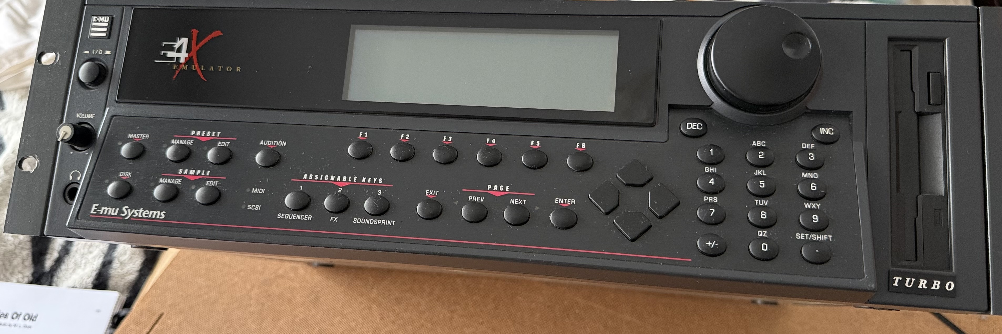 E-MU E4X turbo