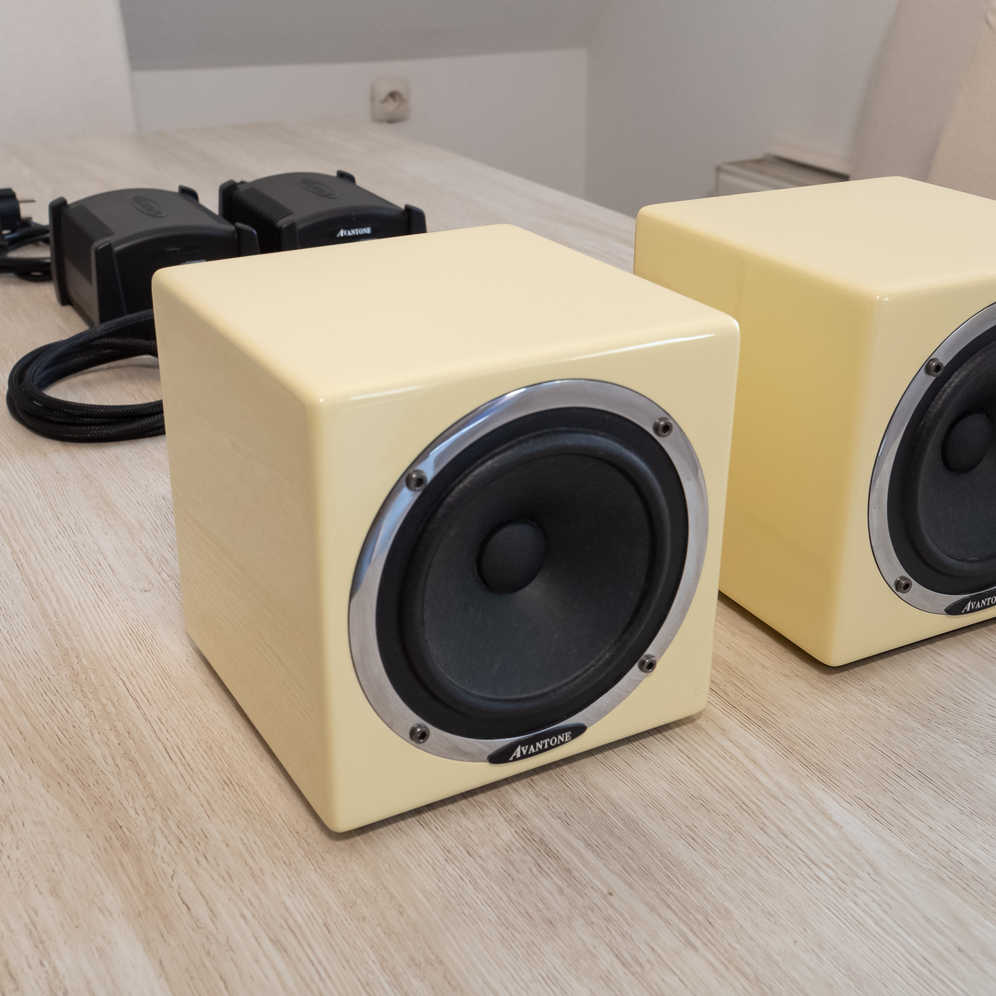 Avantone MixCubes Active 2