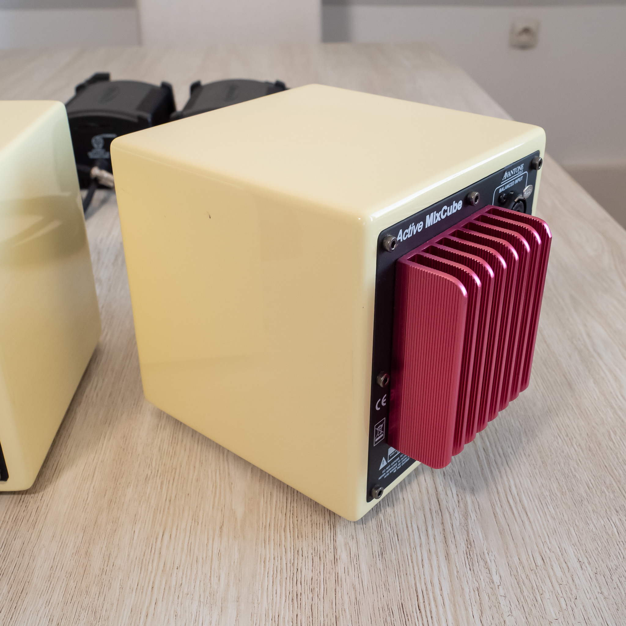 Avantone MixCubes Active 5